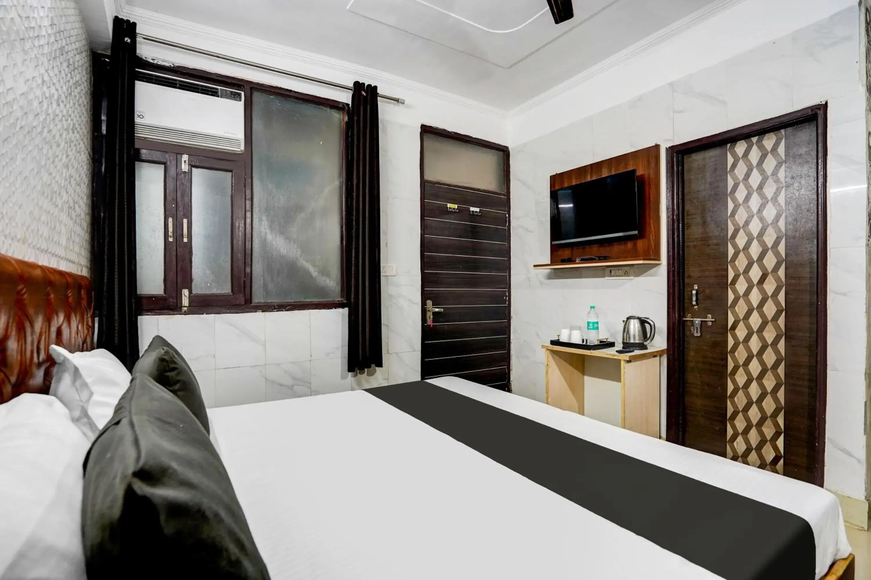 Bedroom, Bed in Super Hotel O The Maruti hotel Bedroom, Bed in Super Hotel O The Maruti hotel