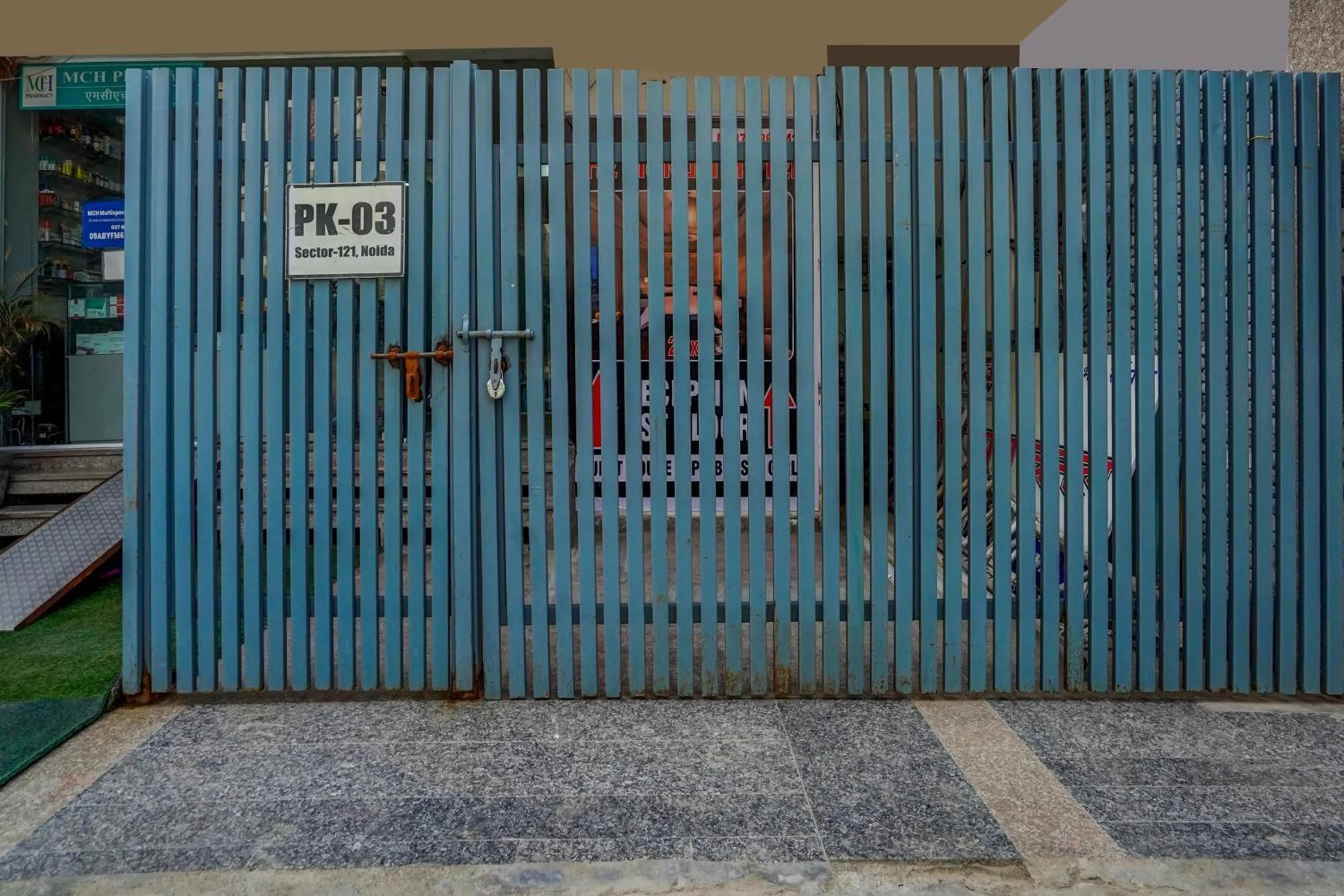 Facade/entrance in Hotel O The Maruti hotel