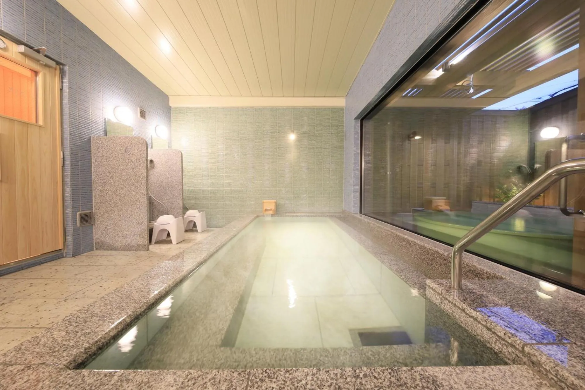 KusatsuOnsen AeruyadoTakamatsu