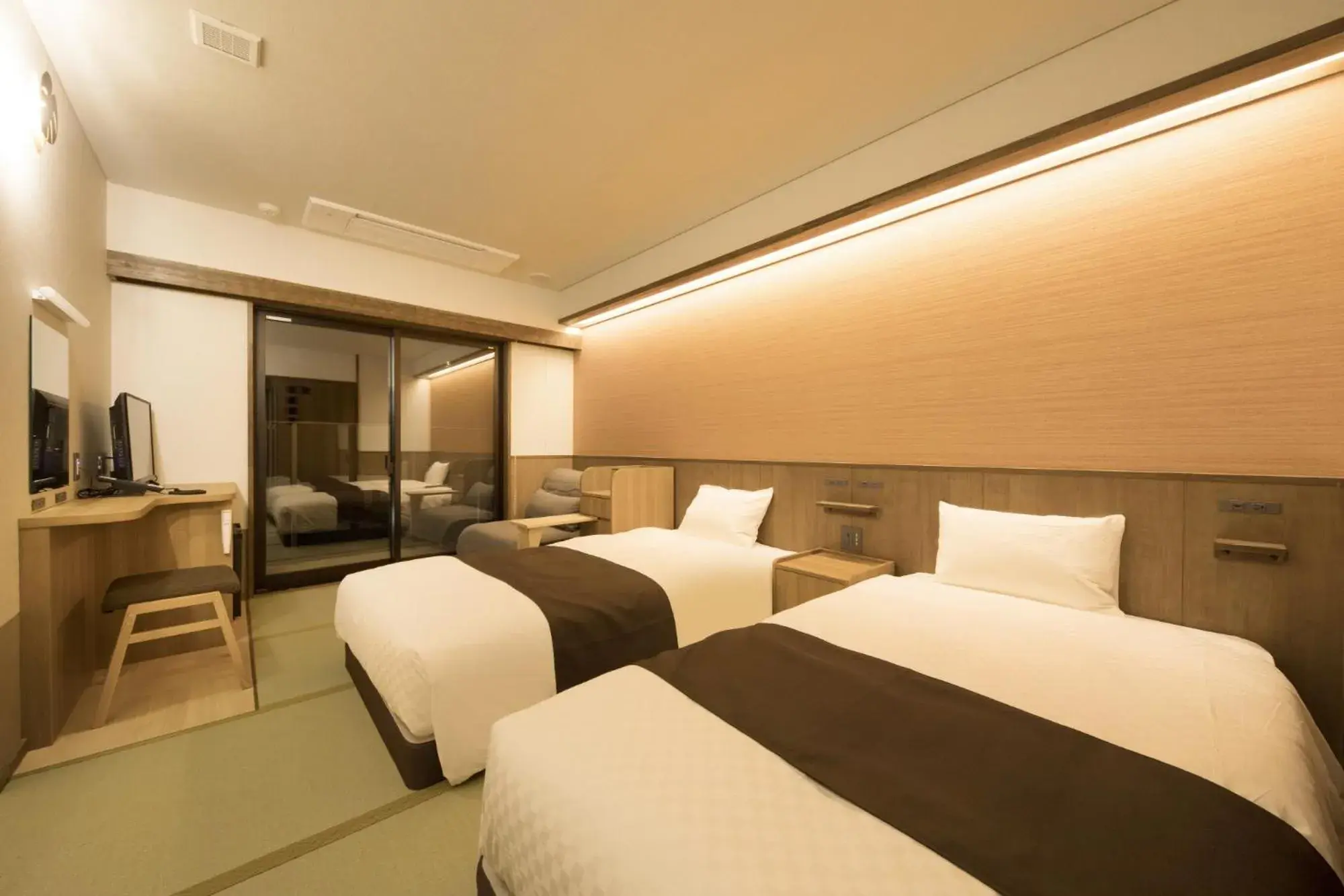 Bed in KusatsuOnsen AeruyadoTakamatsu Bed in KusatsuOnsen AeruyadoTakamatsu