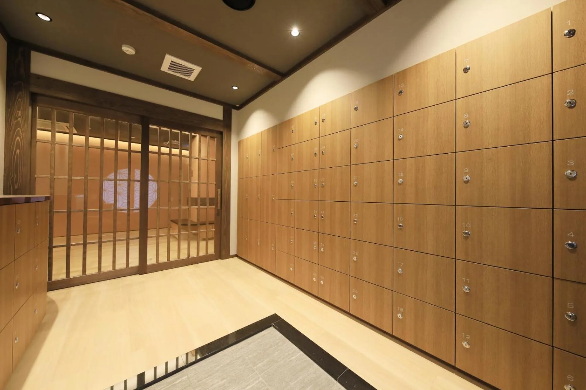 KusatsuOnsen AeruyadoTakamatsu