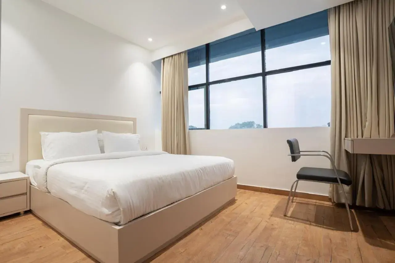 Bedroom, Bed in Uptown Hotel Bedroom, Bed in Uptown Hotel