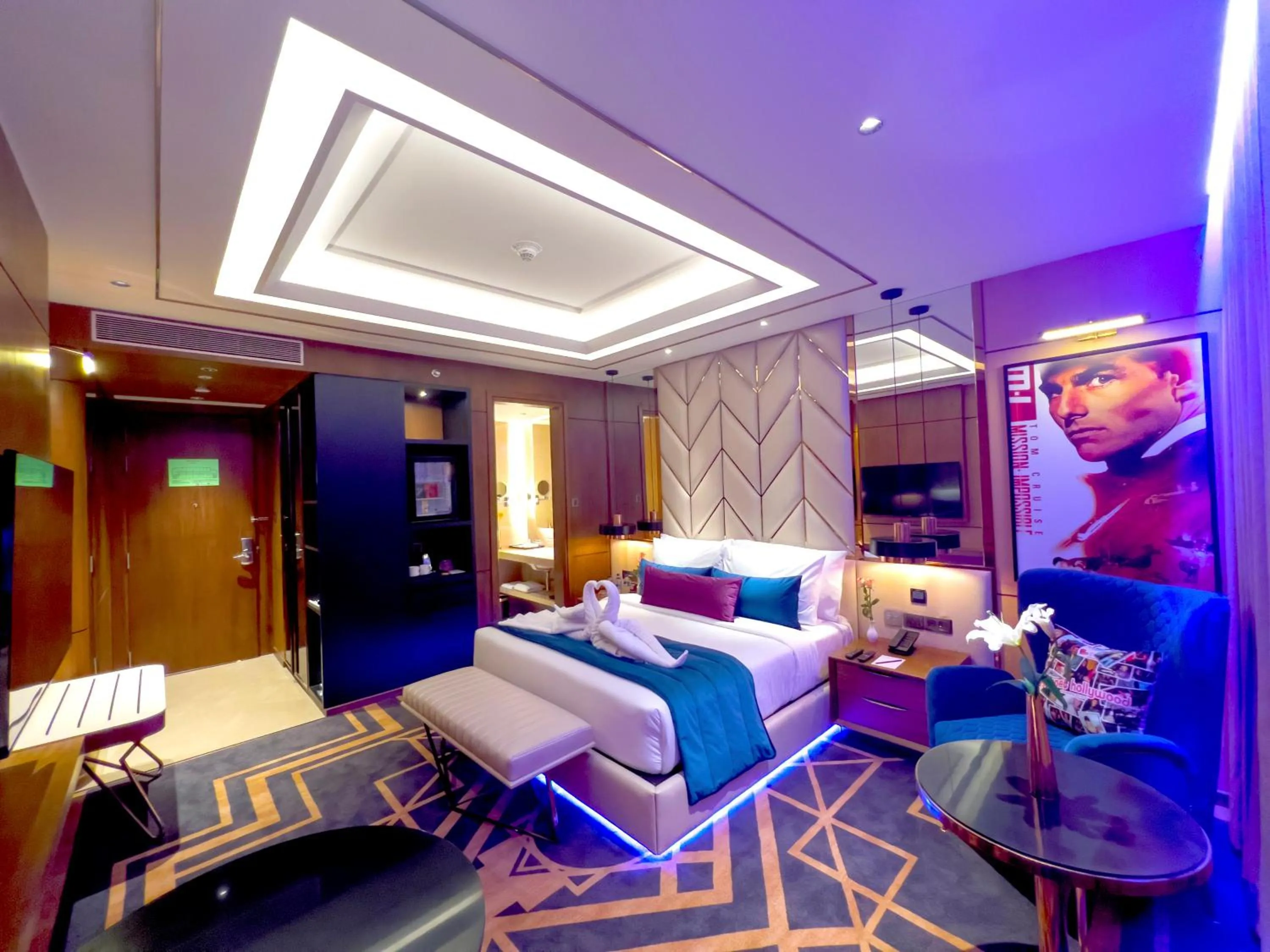 Bed in Planet Hollywood Thane