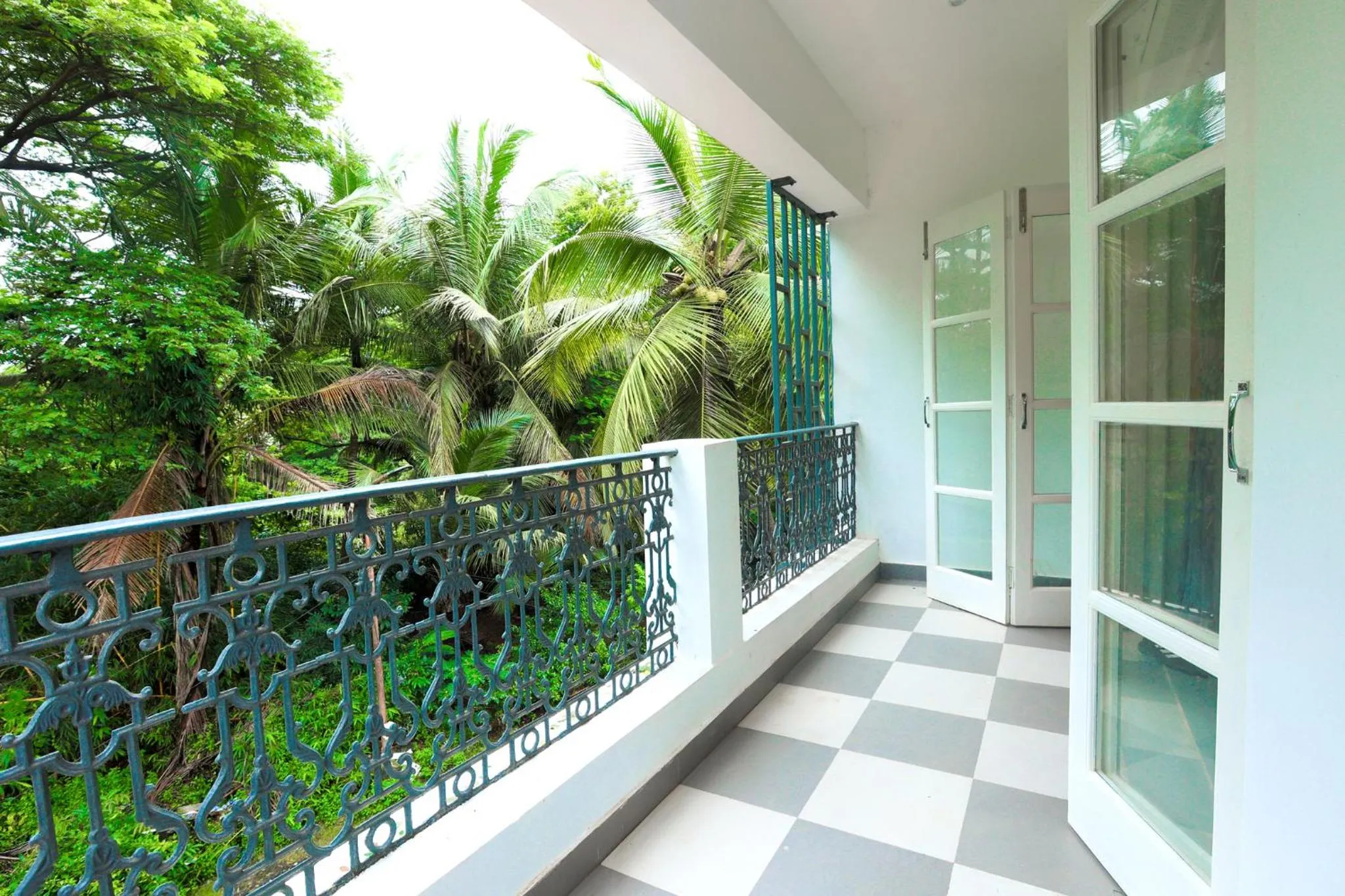 Balcony/Terrace in Coastal Pearl Hotel Miramar Panaji