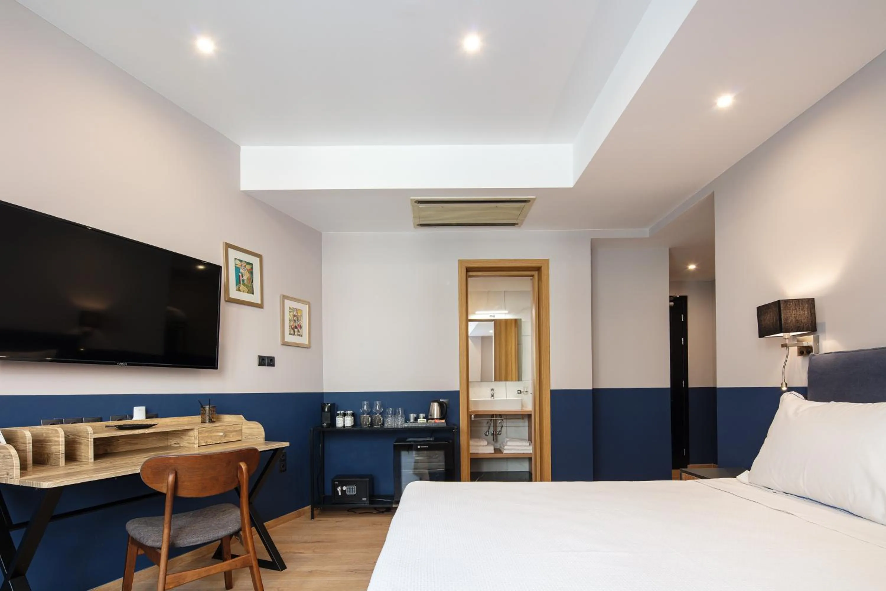 Photo of the whole room, Bed in The Vault Athens