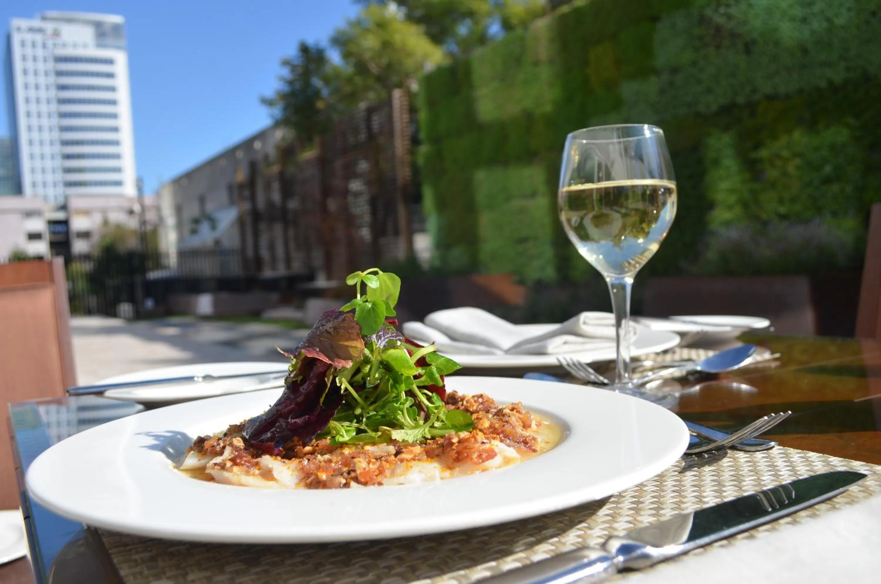 Food in Radisson Blu Plaza El Bosque Santiago