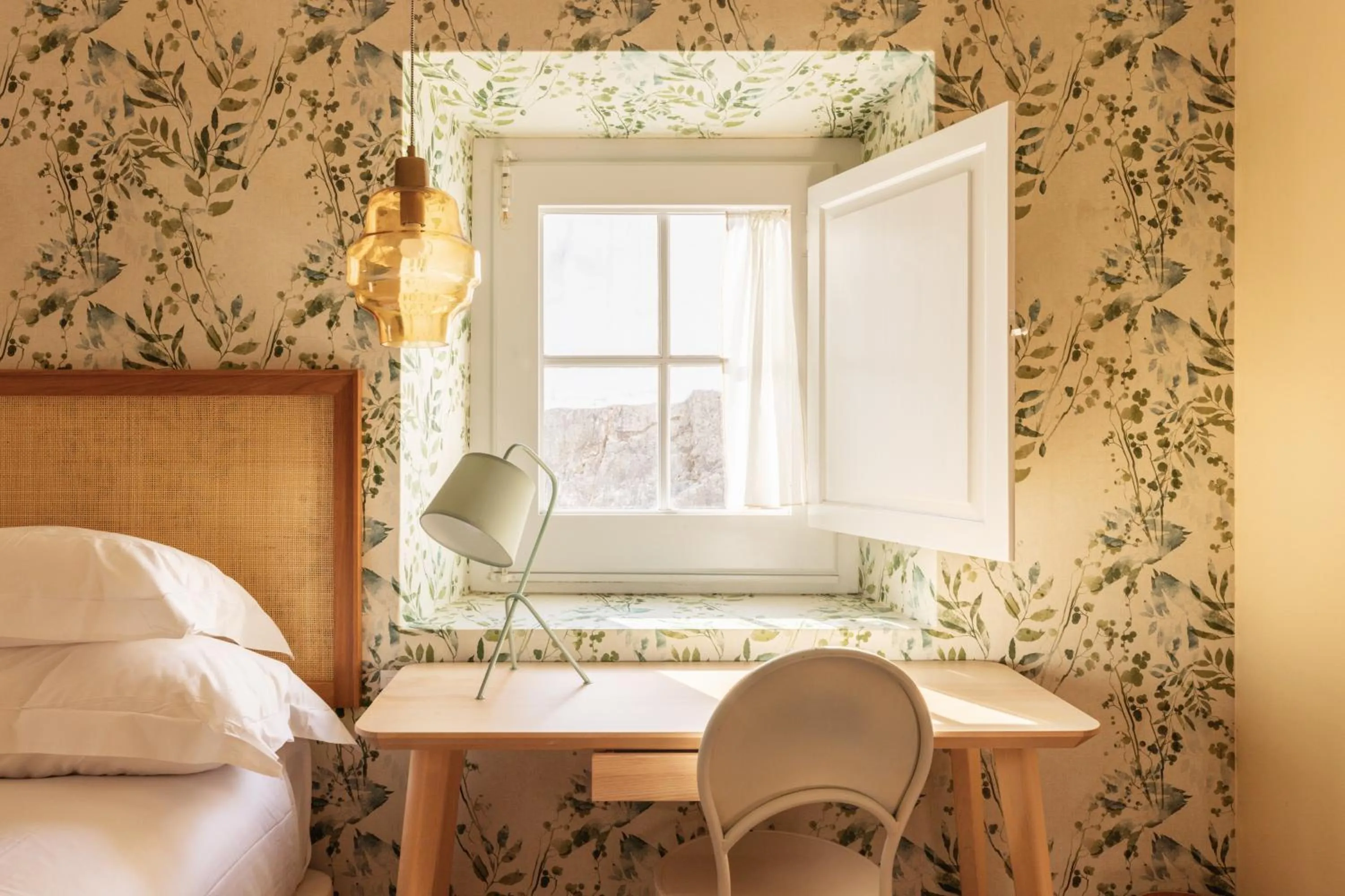 Decorative detail, Bed in Casa Lidador - Obidos