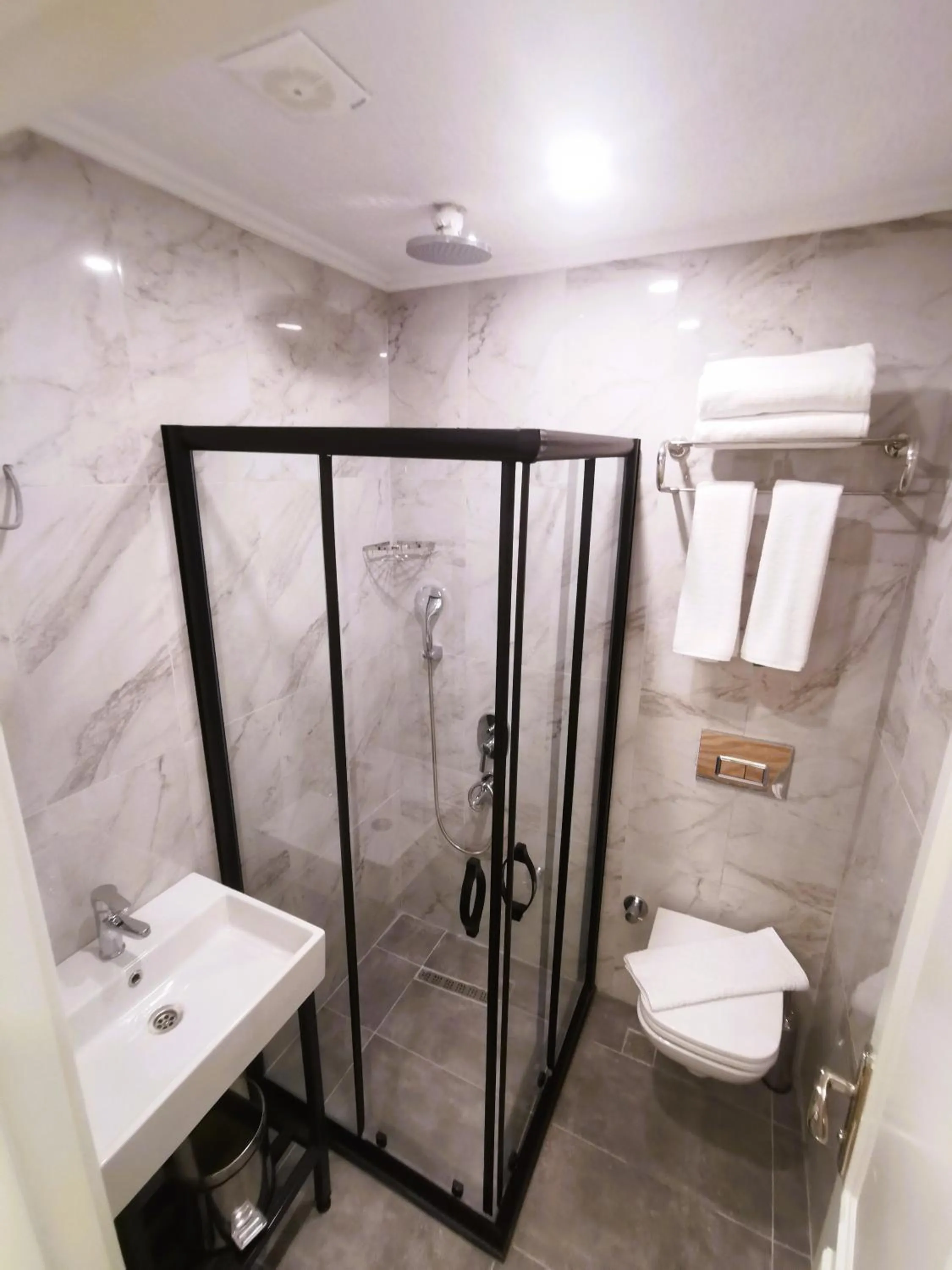 Bathroom in Luxx Garden Hotel