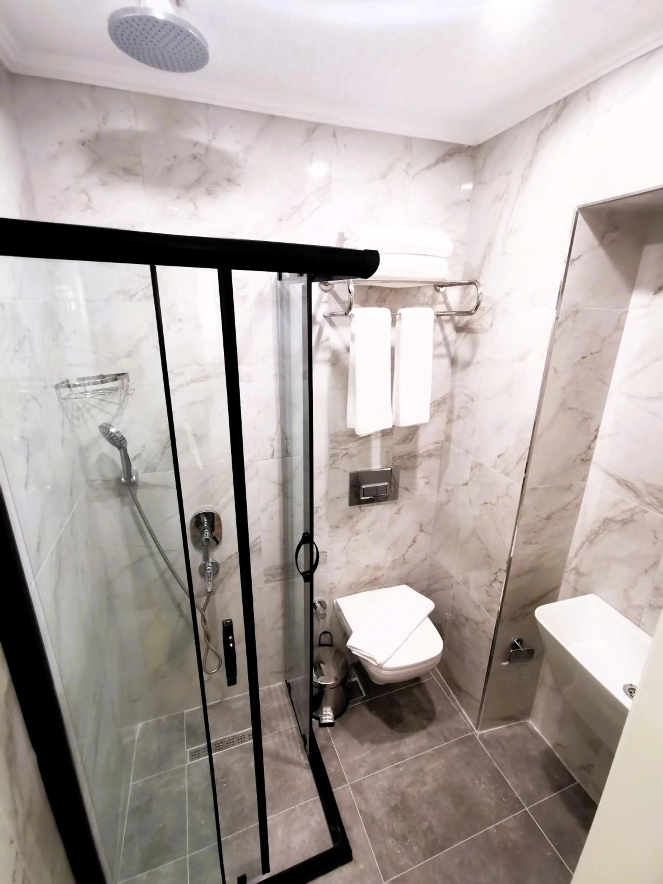 Bathroom in Luxx Garden Hotel