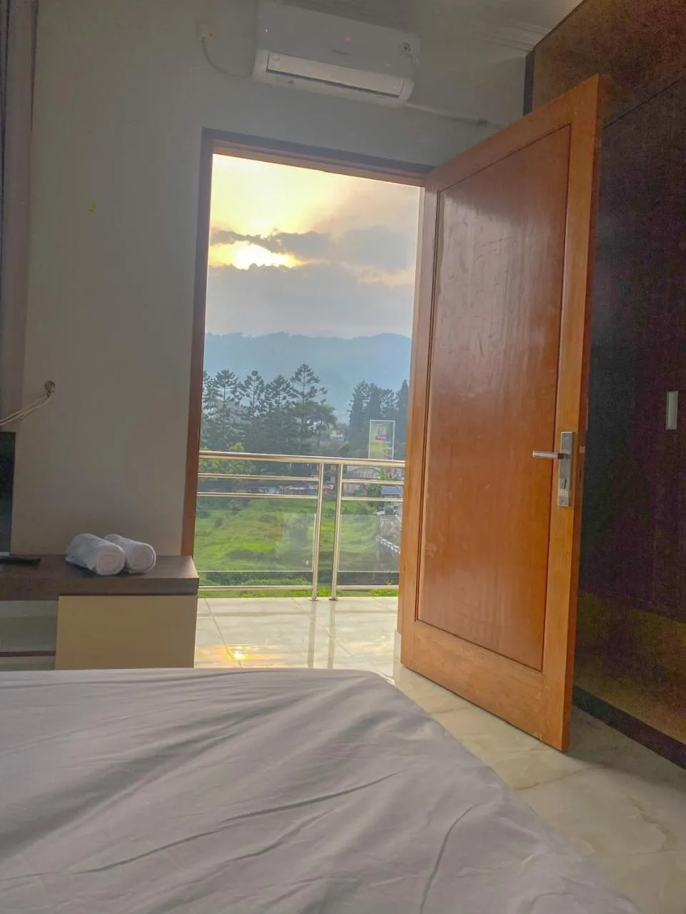 Bed in Algara Puncak Hotel