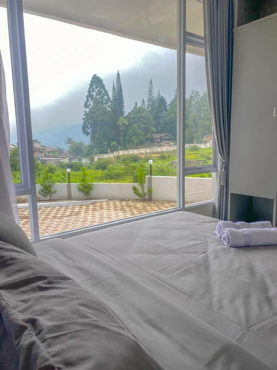 Deluxe Studio in Algara Puncak Hotel Deluxe Studio in Algara Puncak Hotel