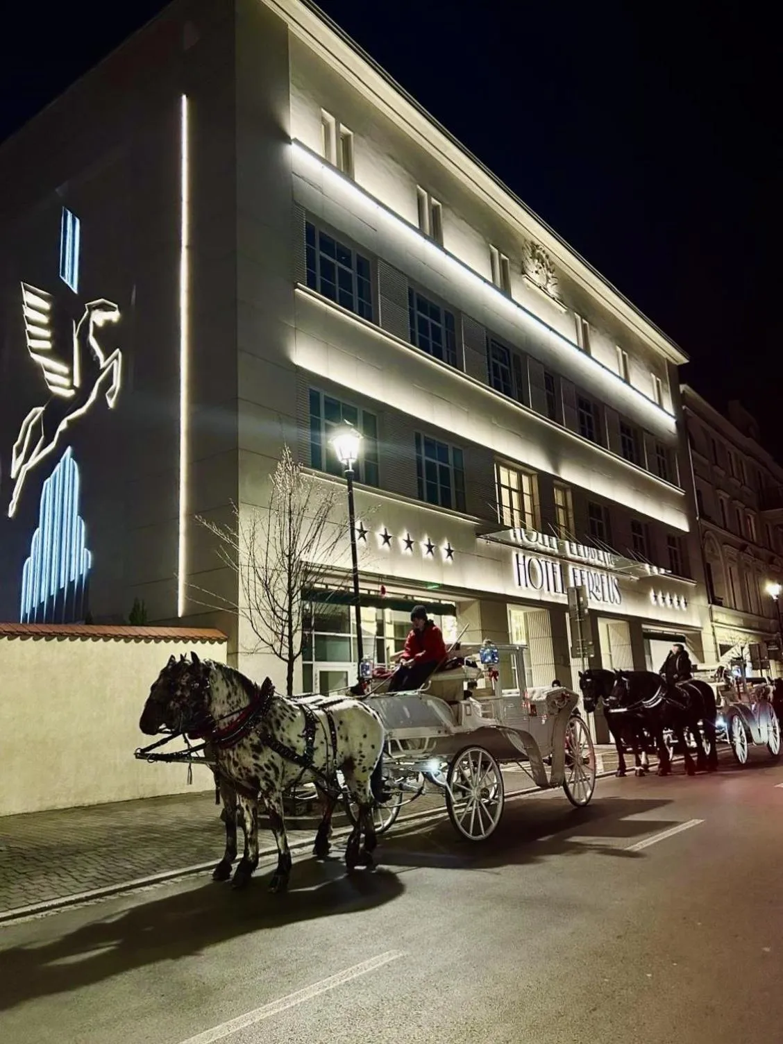 Property building in Hotel Ferreus Modern Art Deco