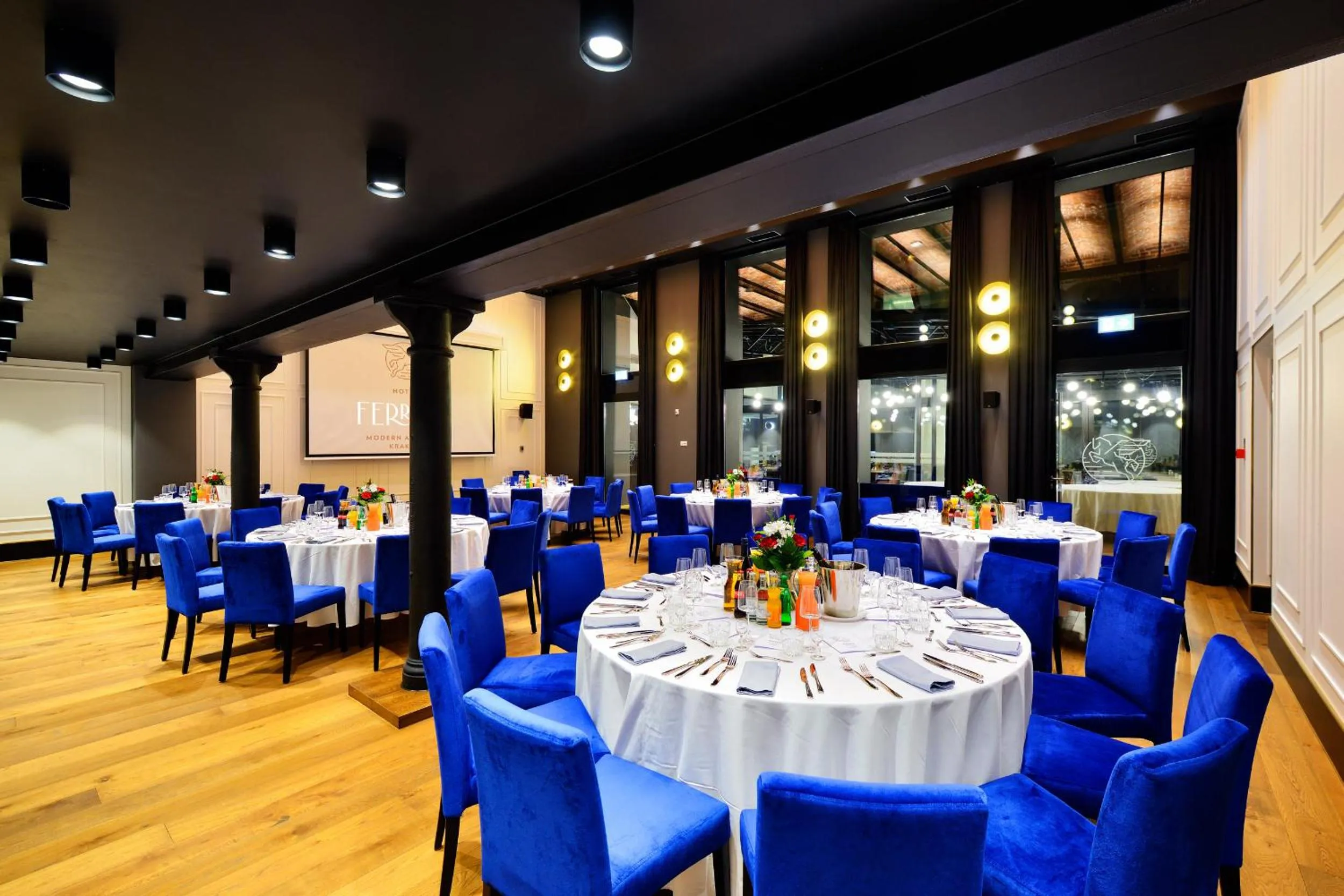 Meeting/conference room in Hotel Ferreus Modern Art Deco