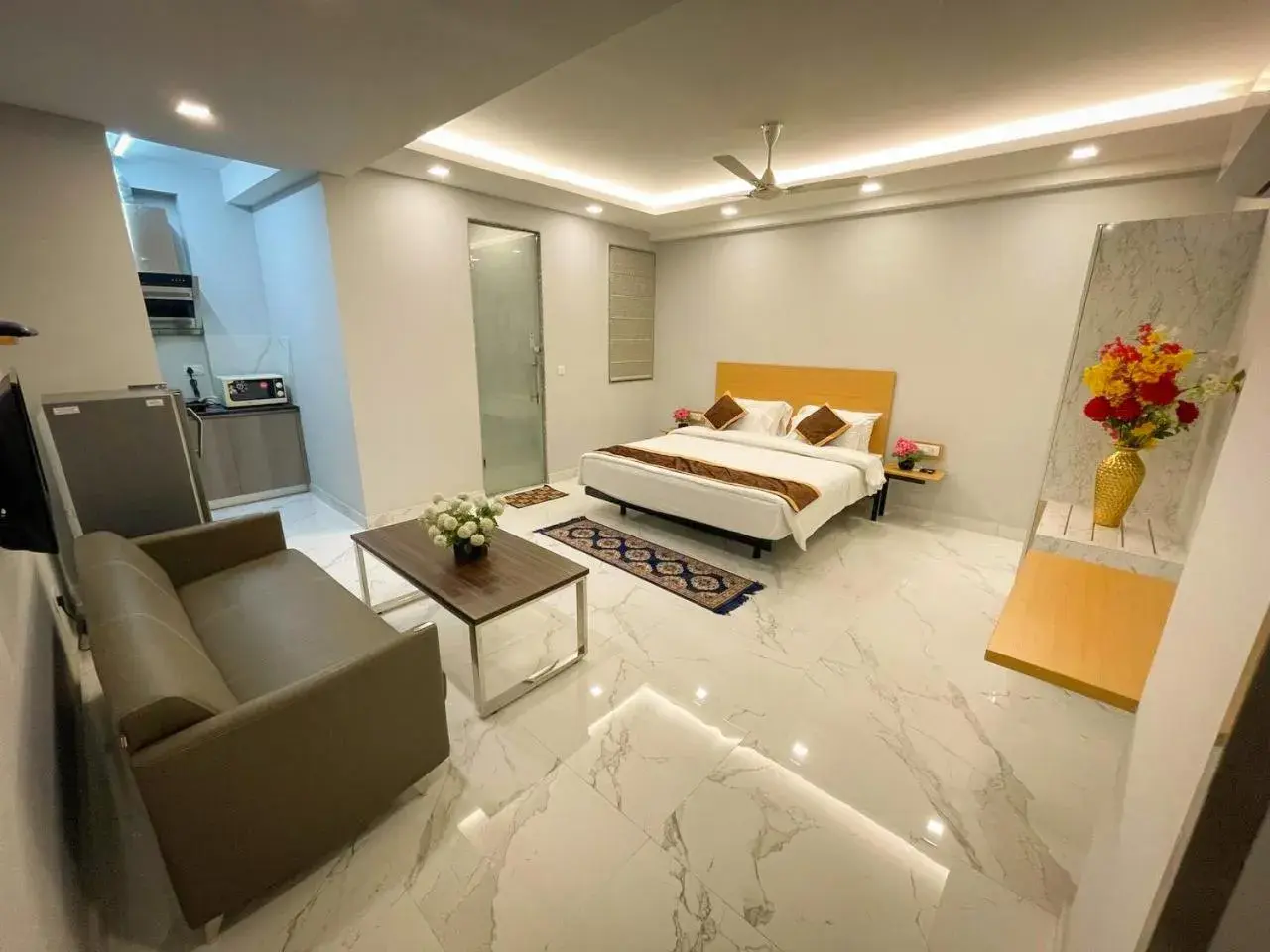 Studio in The Empire Villa,Cyber City, Gurgaon Studio in The Empire Villa,Cyber City, Gurgaon