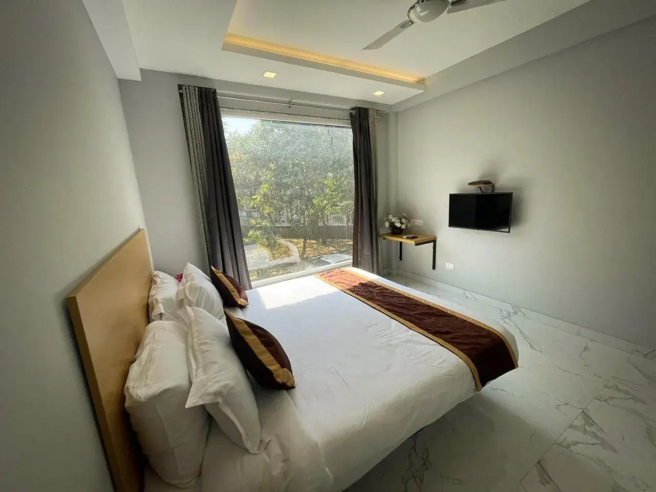 Bed in The Empire Villa,Cyber City, Gurgaon Bed in The Empire Villa,Cyber City, Gurgaon