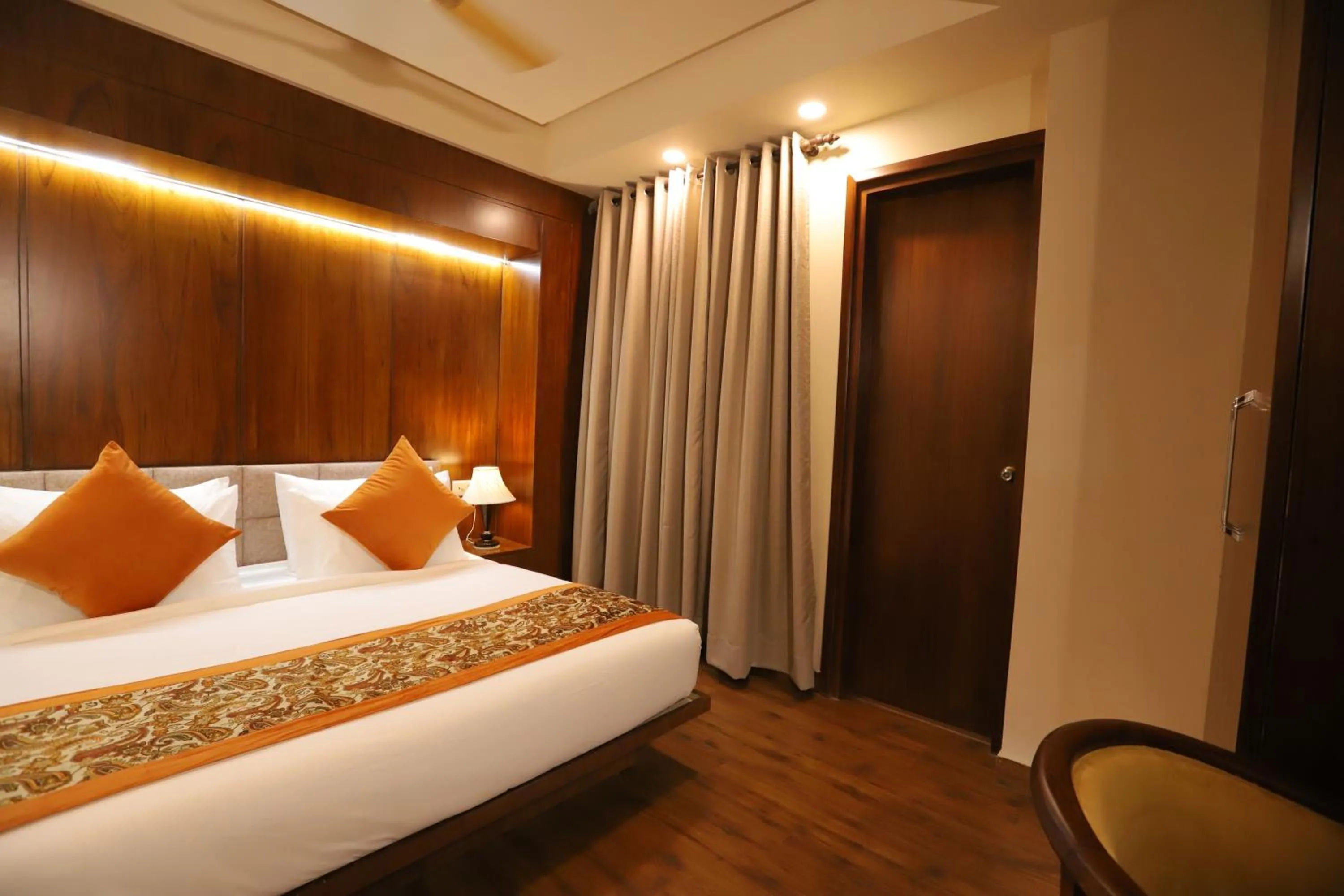 Bed in IP Royal Hotel - New Delhi