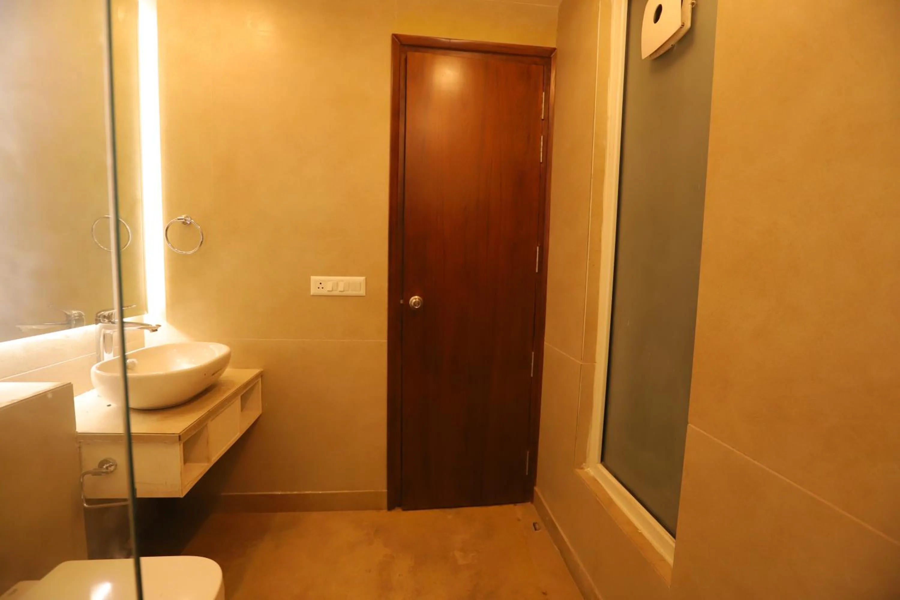 Bathroom in IP Royal Hotel - New Delhi