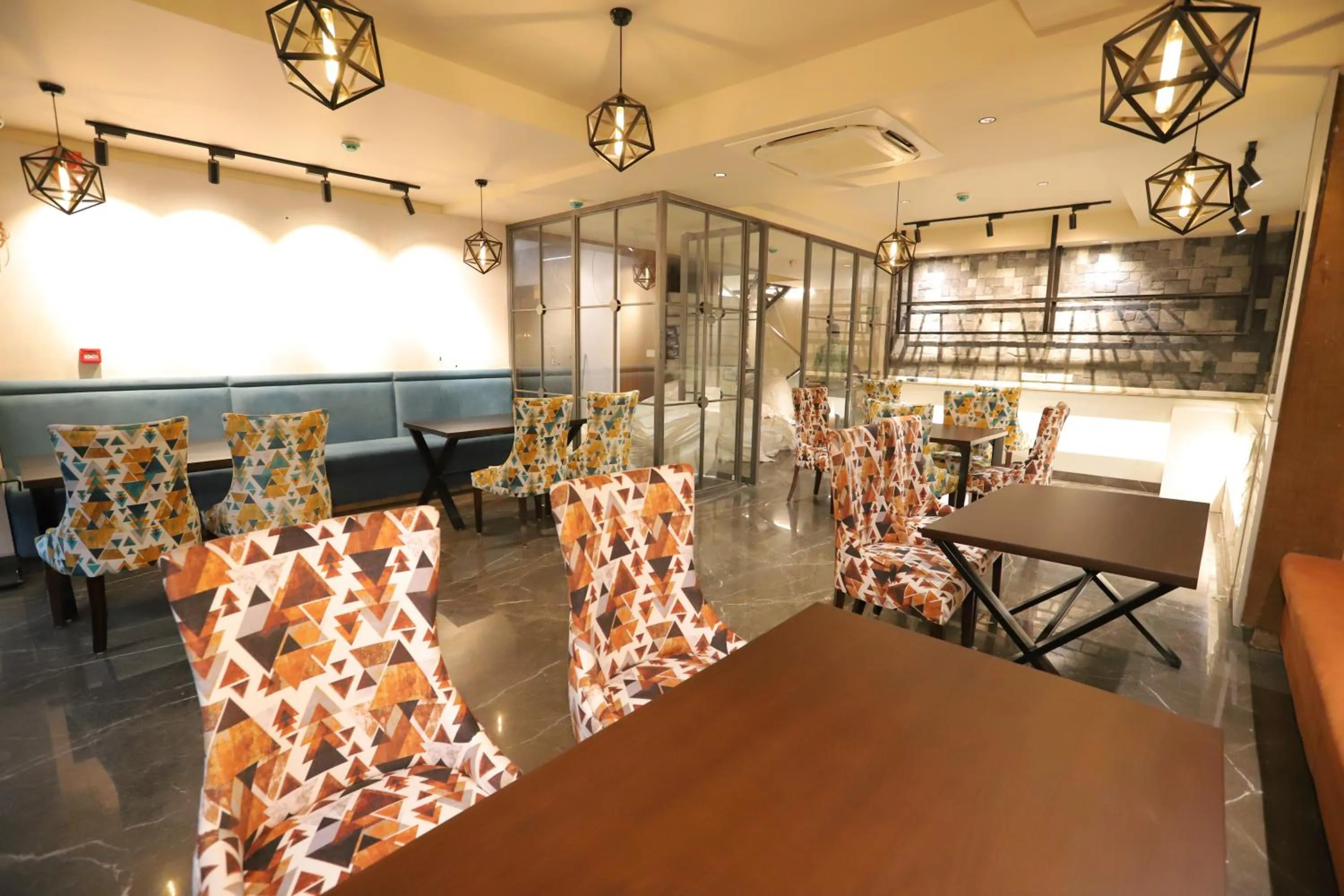 Living room in IP Royal Hotel - New Delhi