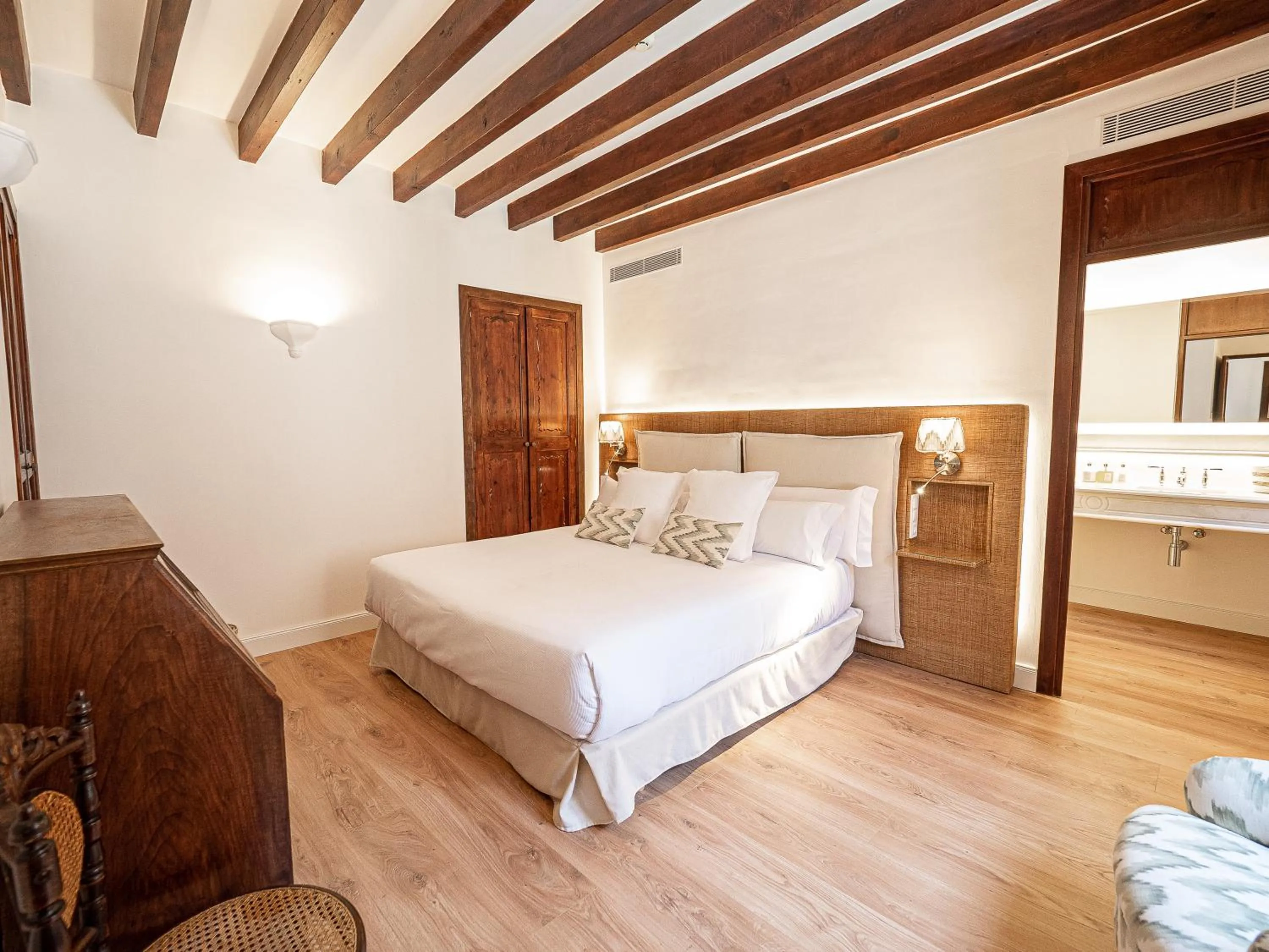 Bed in Ca'n Puig de Sòller