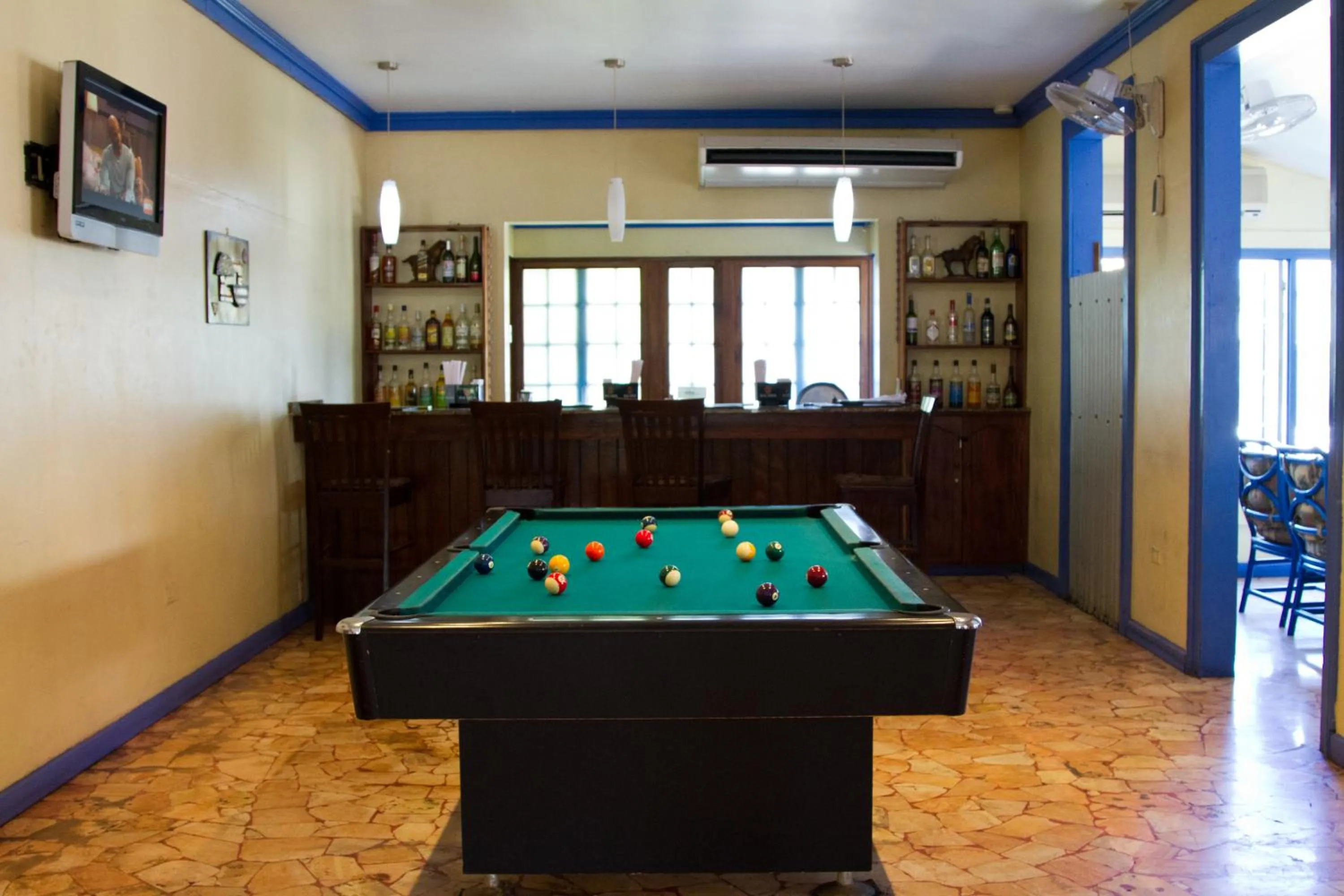 Billiard in Toby's Resort