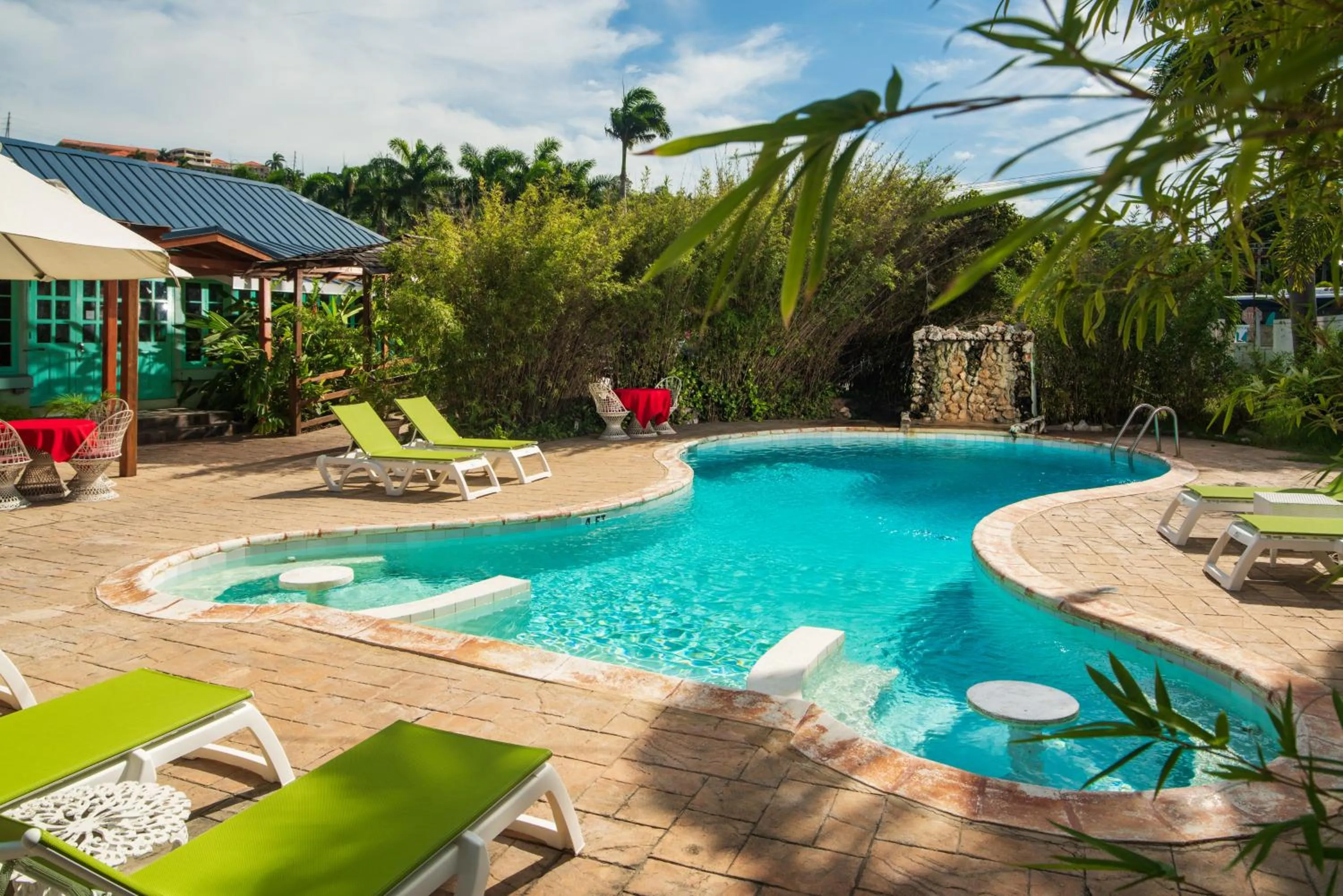 Swimming pool in Toby's Resort