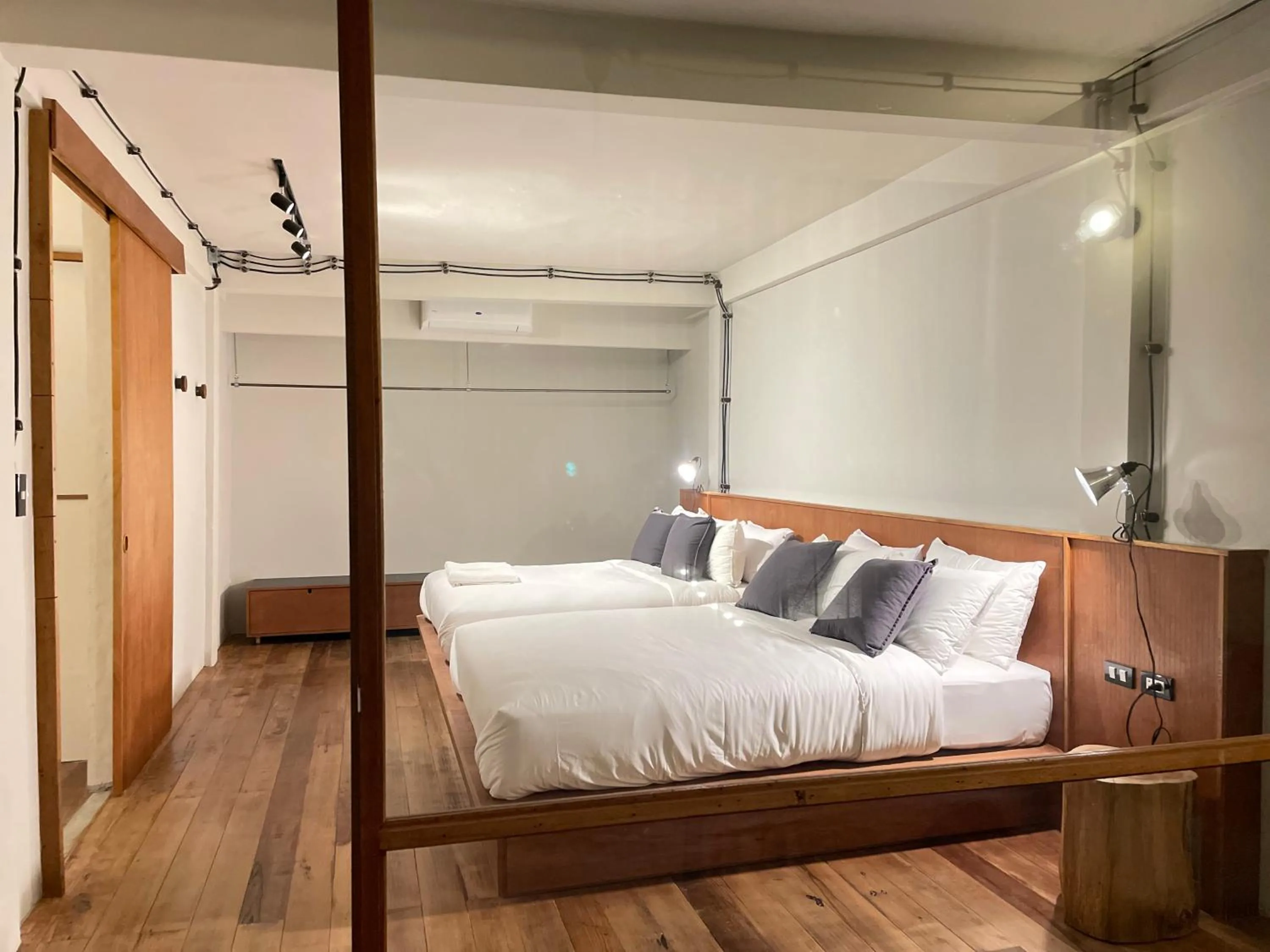 Bed in GalileOasis Boutique Hotel