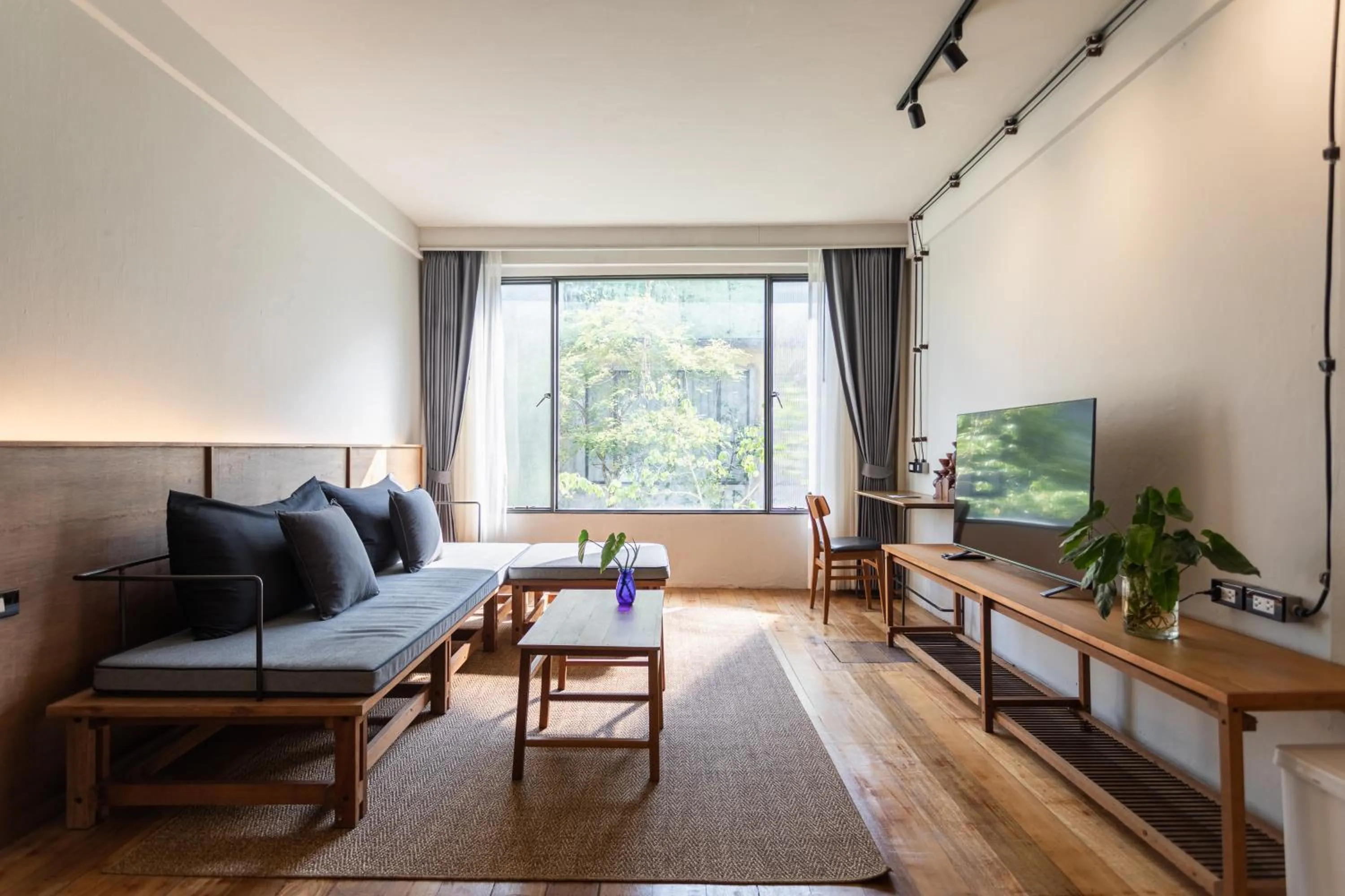 TV and multimedia in GalileOasis Boutique Hotel