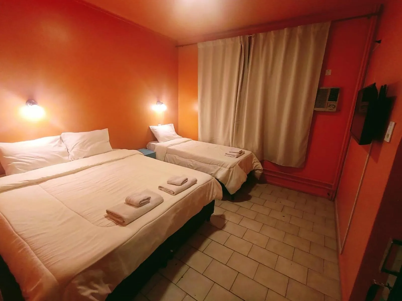 Bed in Hotel Windsor Mendoza