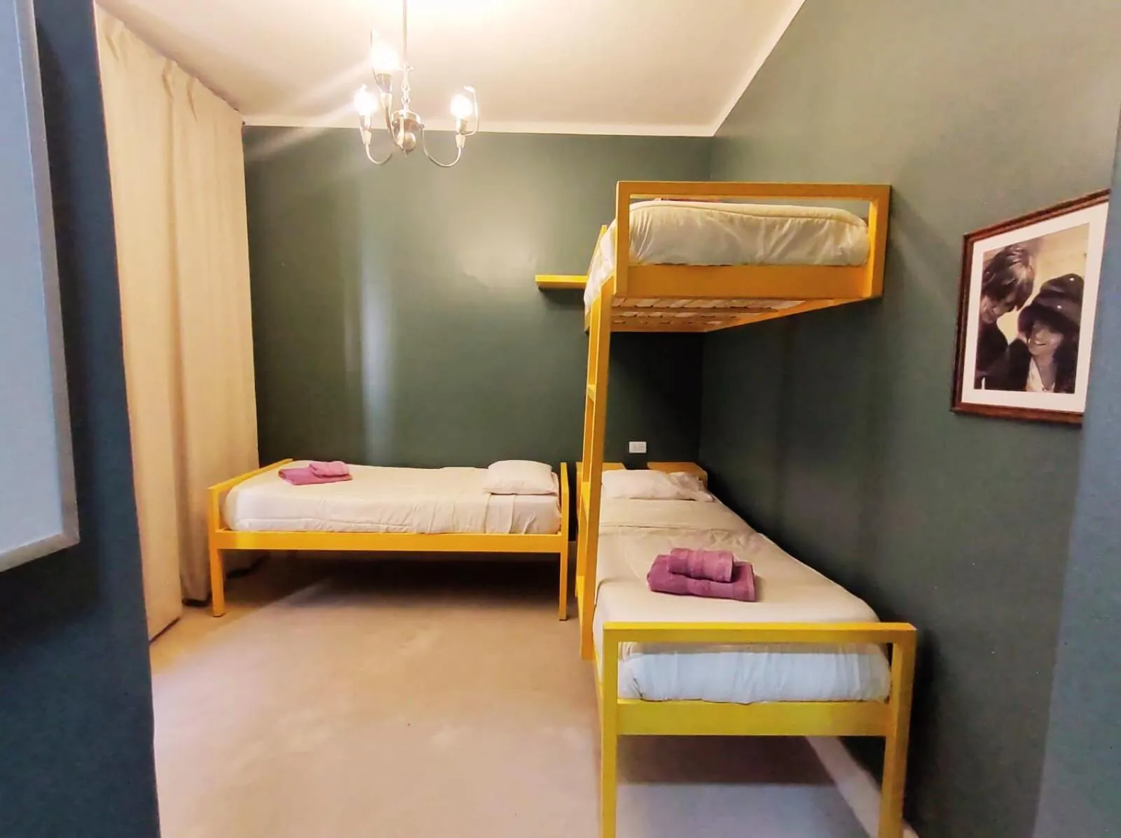 Bed in Hotel Windsor Mendoza