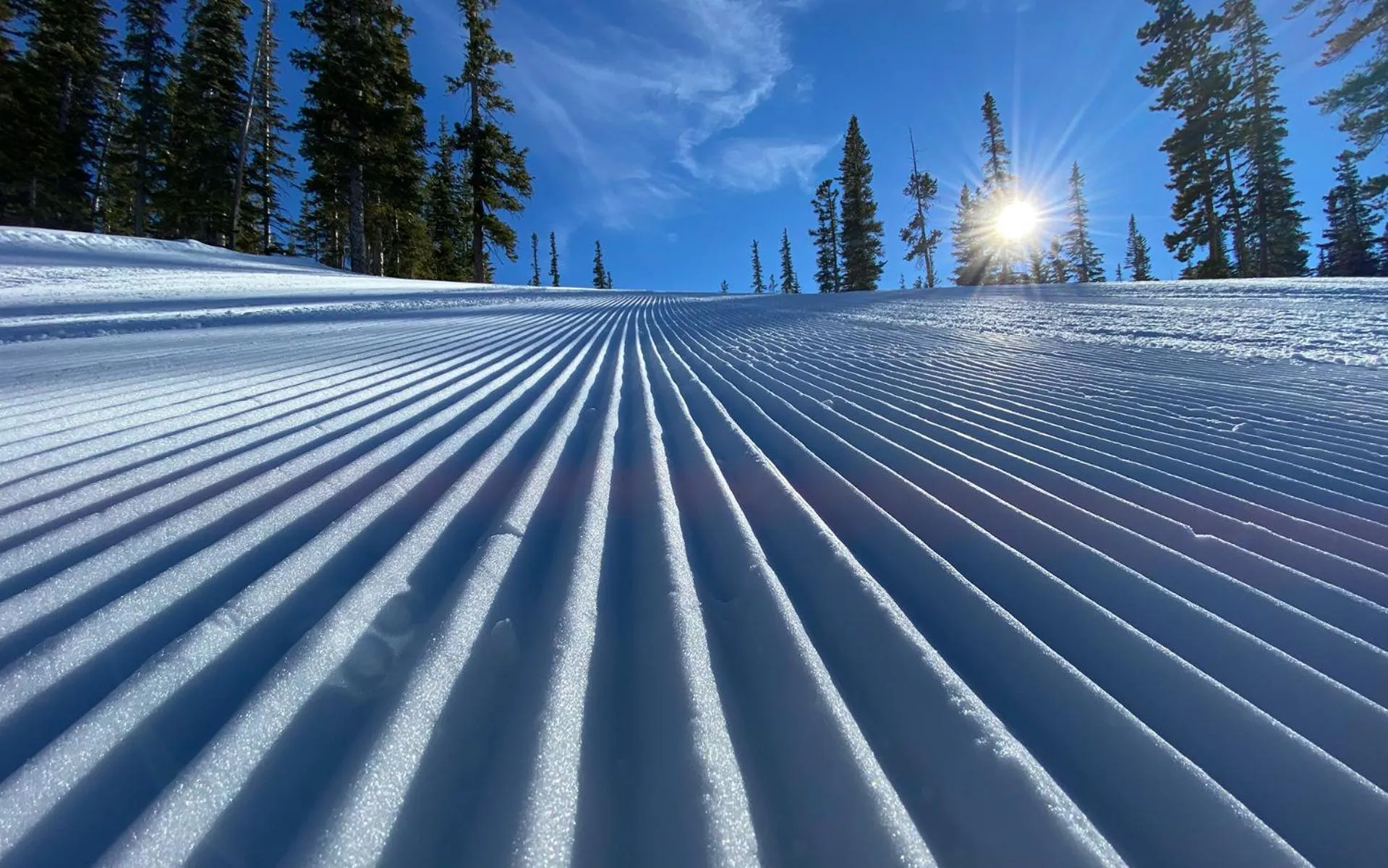 Skiing in Winter Park Chateau