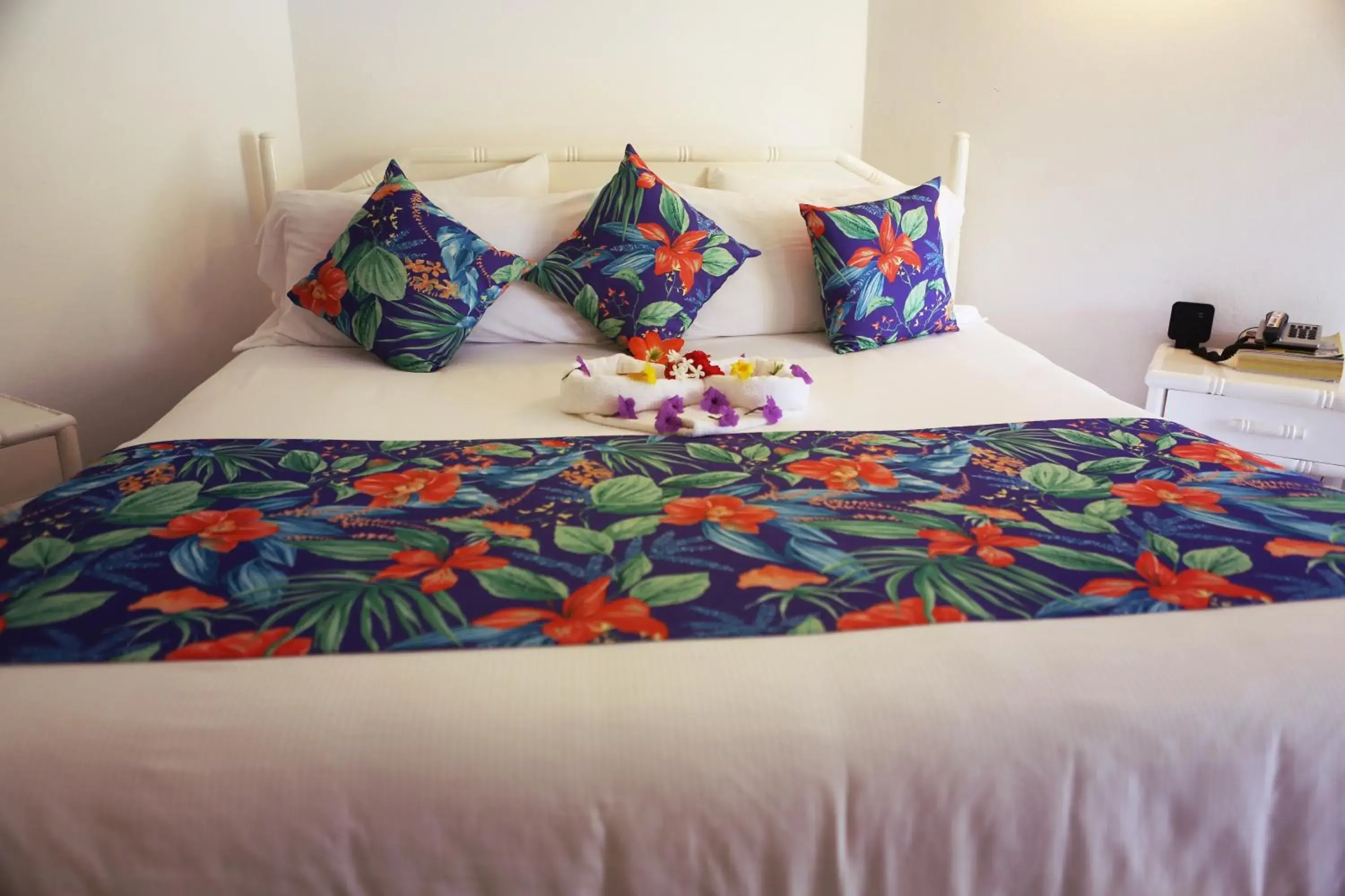 Bed in Negril Treehouse Resort Bed in Negril Treehouse Resort