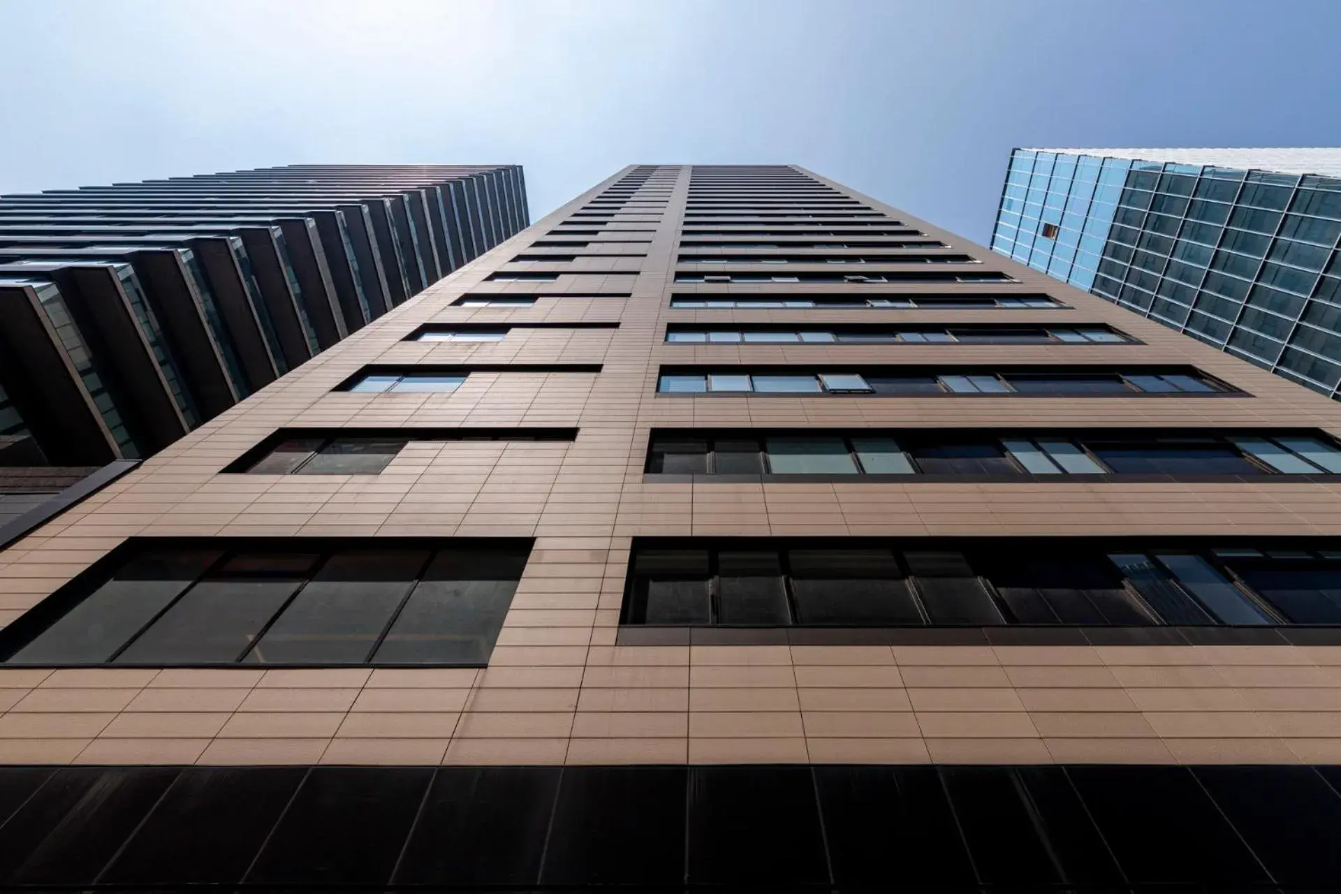 Property building in Nido at Neuchatel Polanco Property building in Nido at Neuchatel Polanco