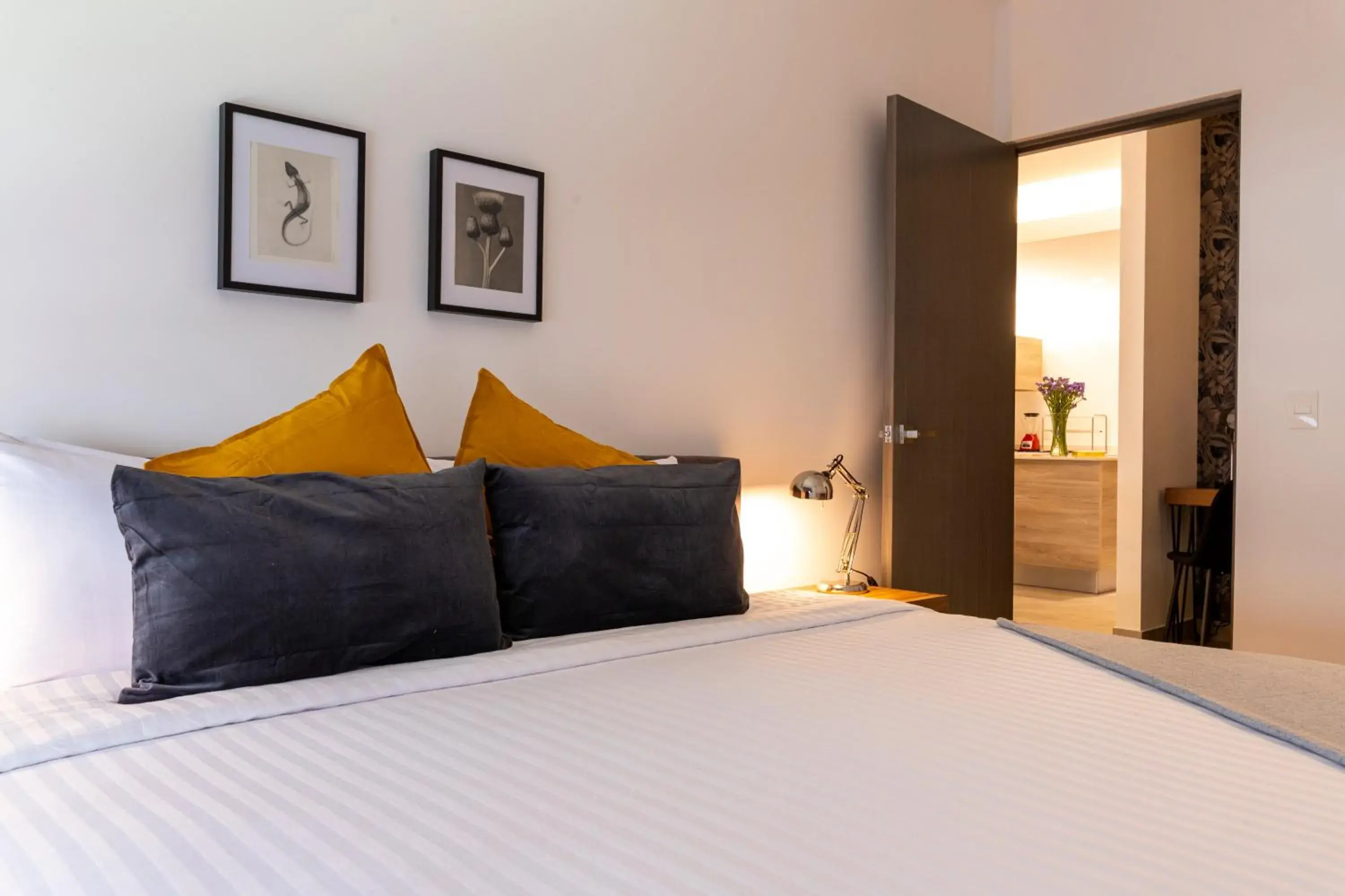 Bed in Nido at Neuchatel Polanco Bed in Nido at Neuchatel Polanco