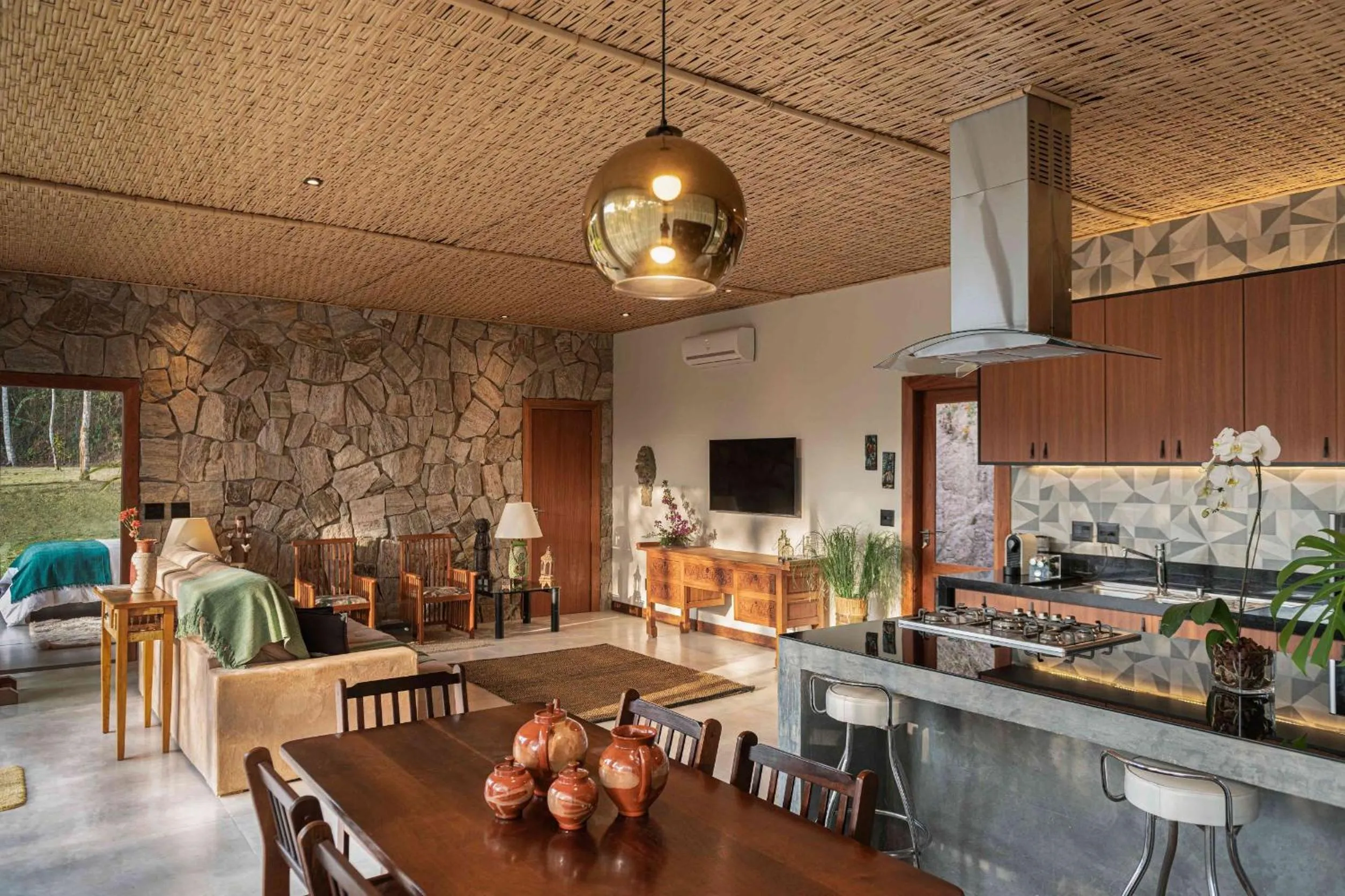 Dining area in Embaúba Boutique Hotel
