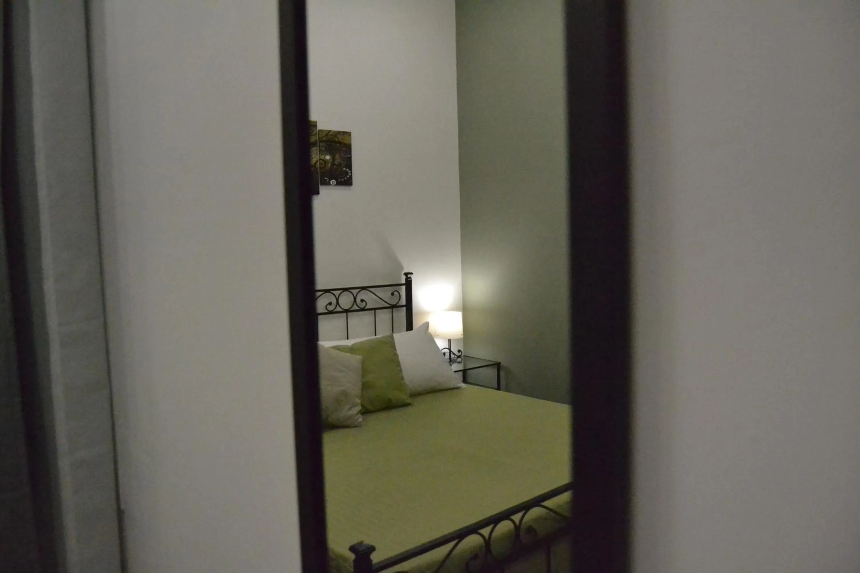 Photo of the whole room, Bed in Karina's Rooms