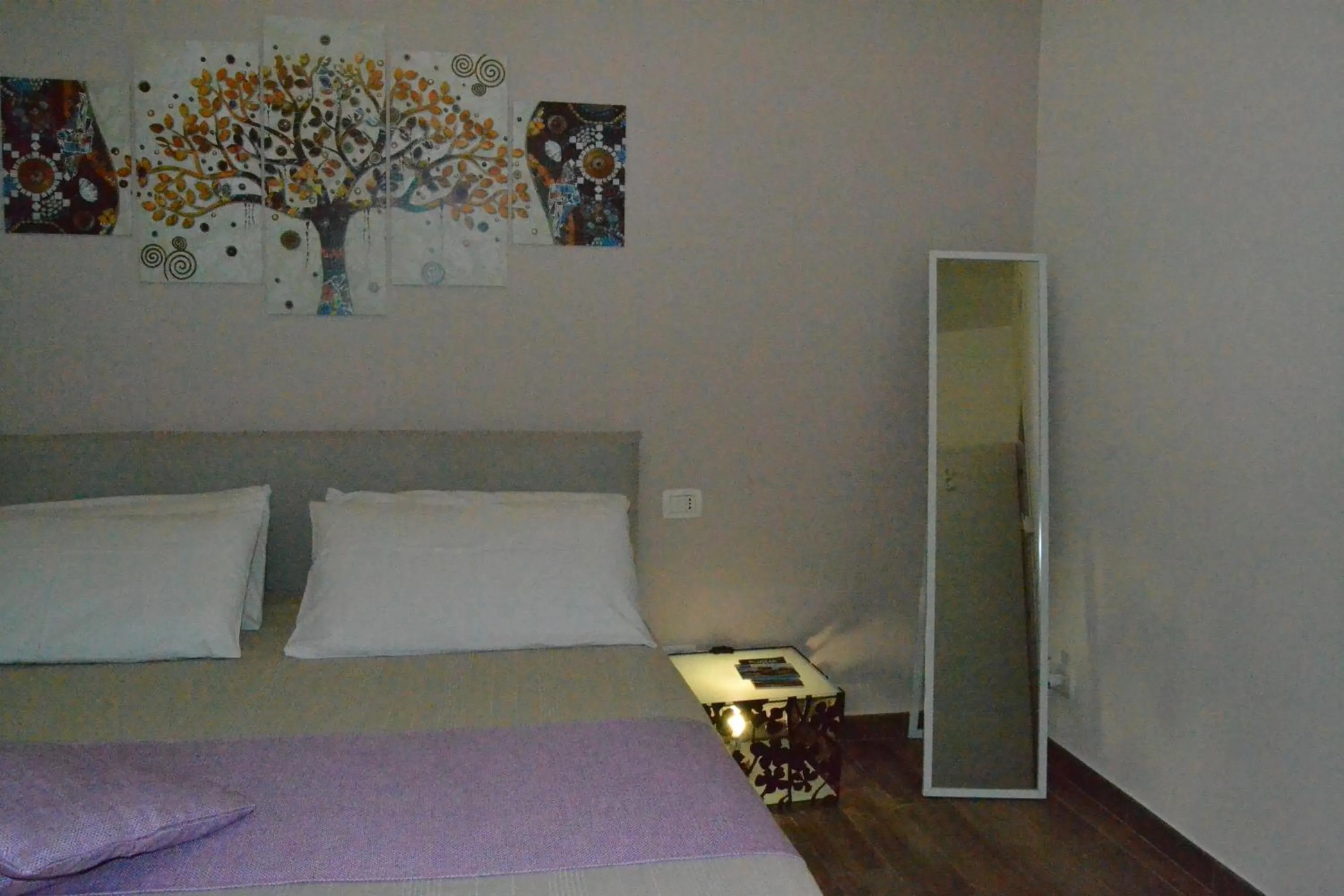 Photo of the whole room, Bed in Karina's Rooms