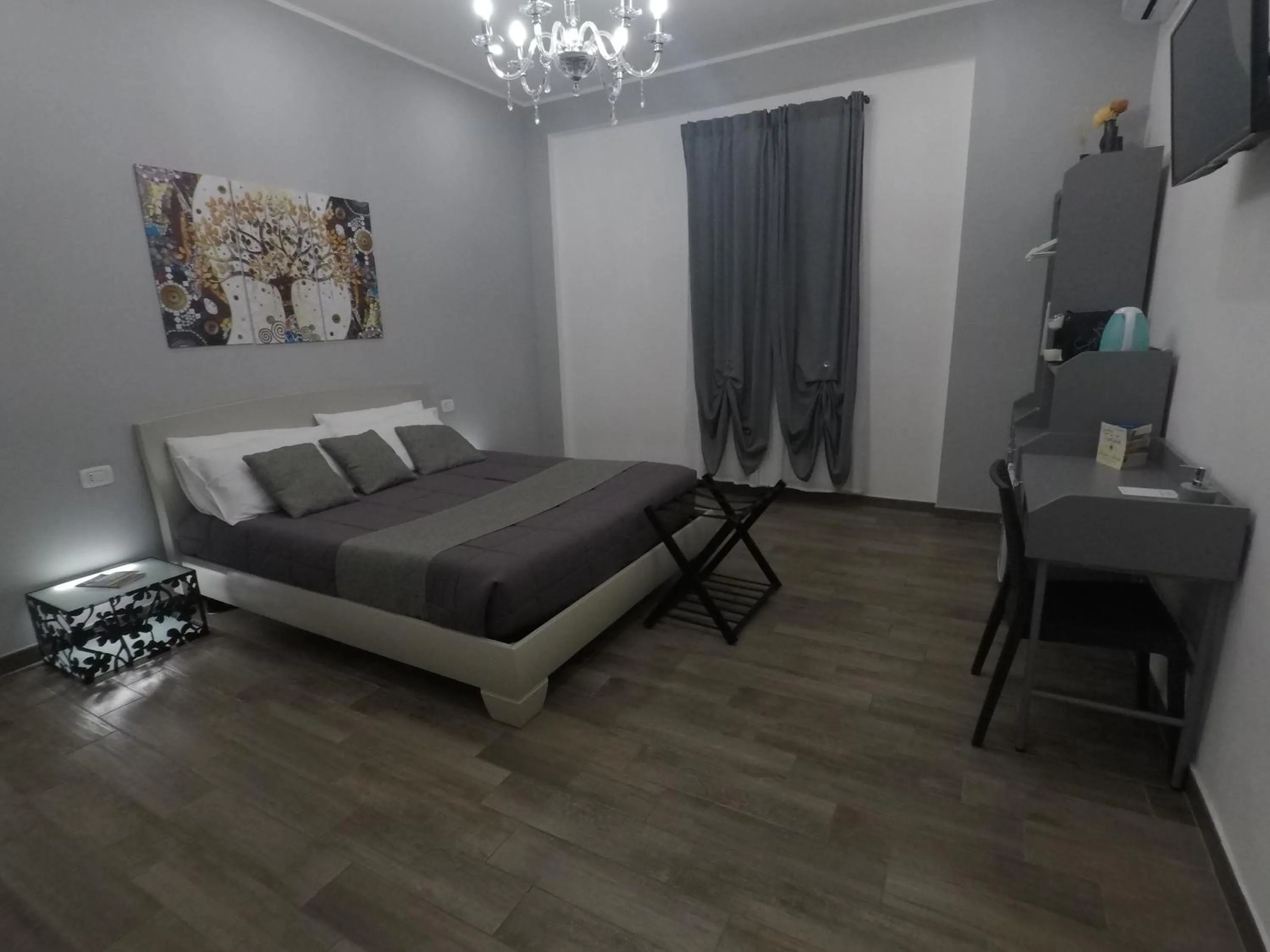 Photo of the whole room, Bed in Karina's Rooms