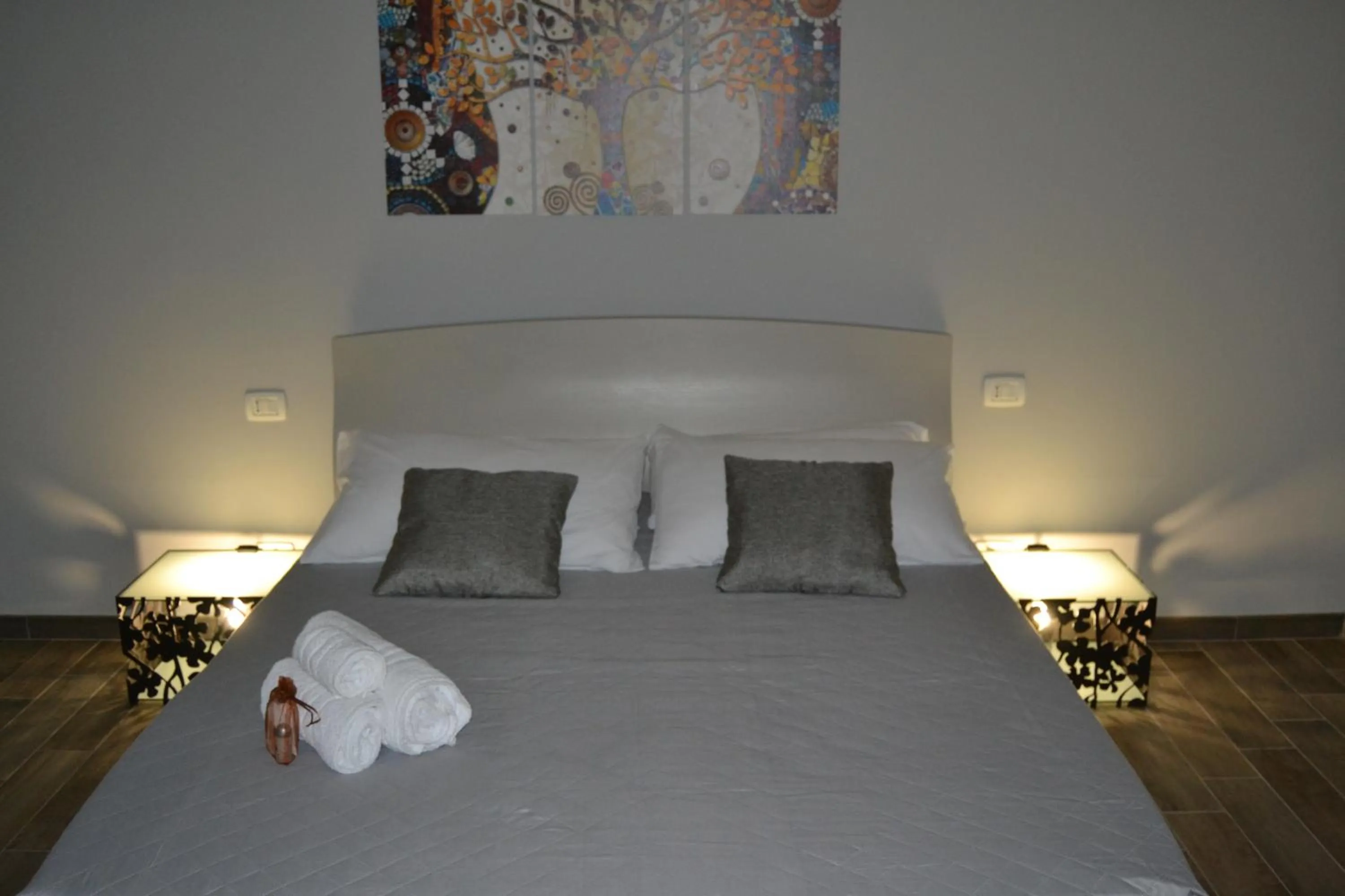 Photo of the whole room, Bed in Karina's Rooms