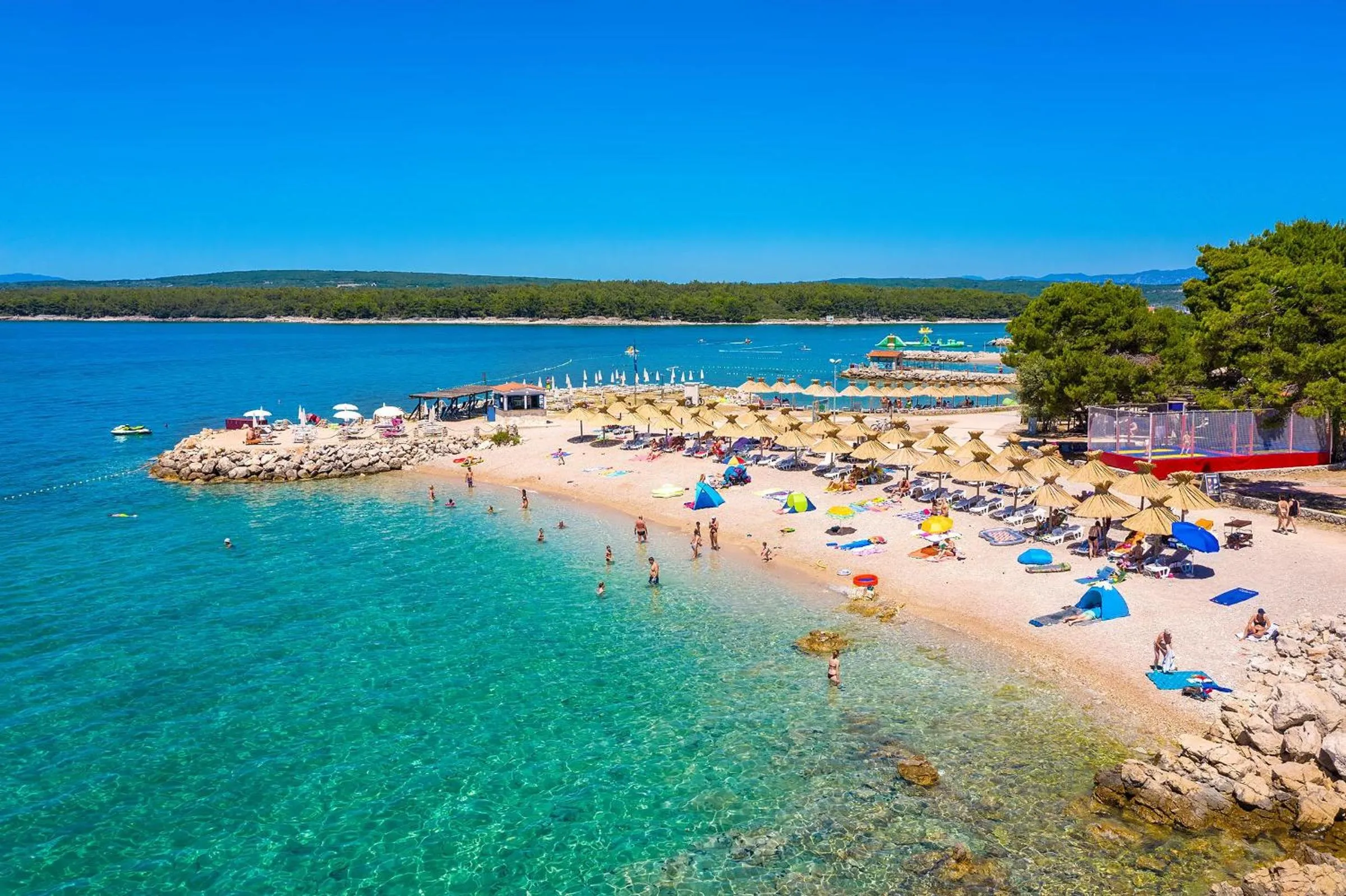 Luxury apartment Marco Polo with a private swimming pool with salt sea water