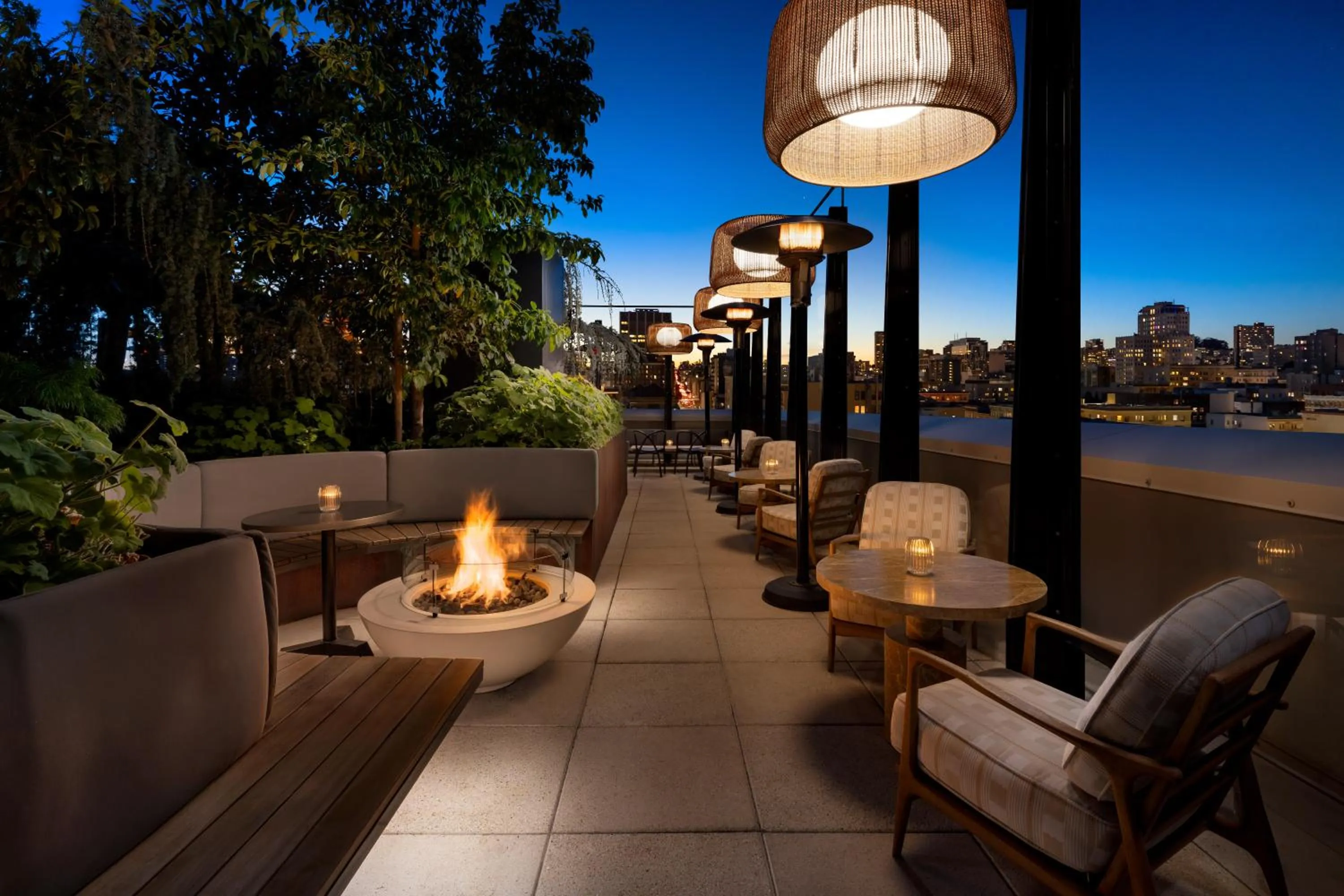 Balcony/Terrace in Timbri Hotel San Francisco, Curio Collection by Hilton