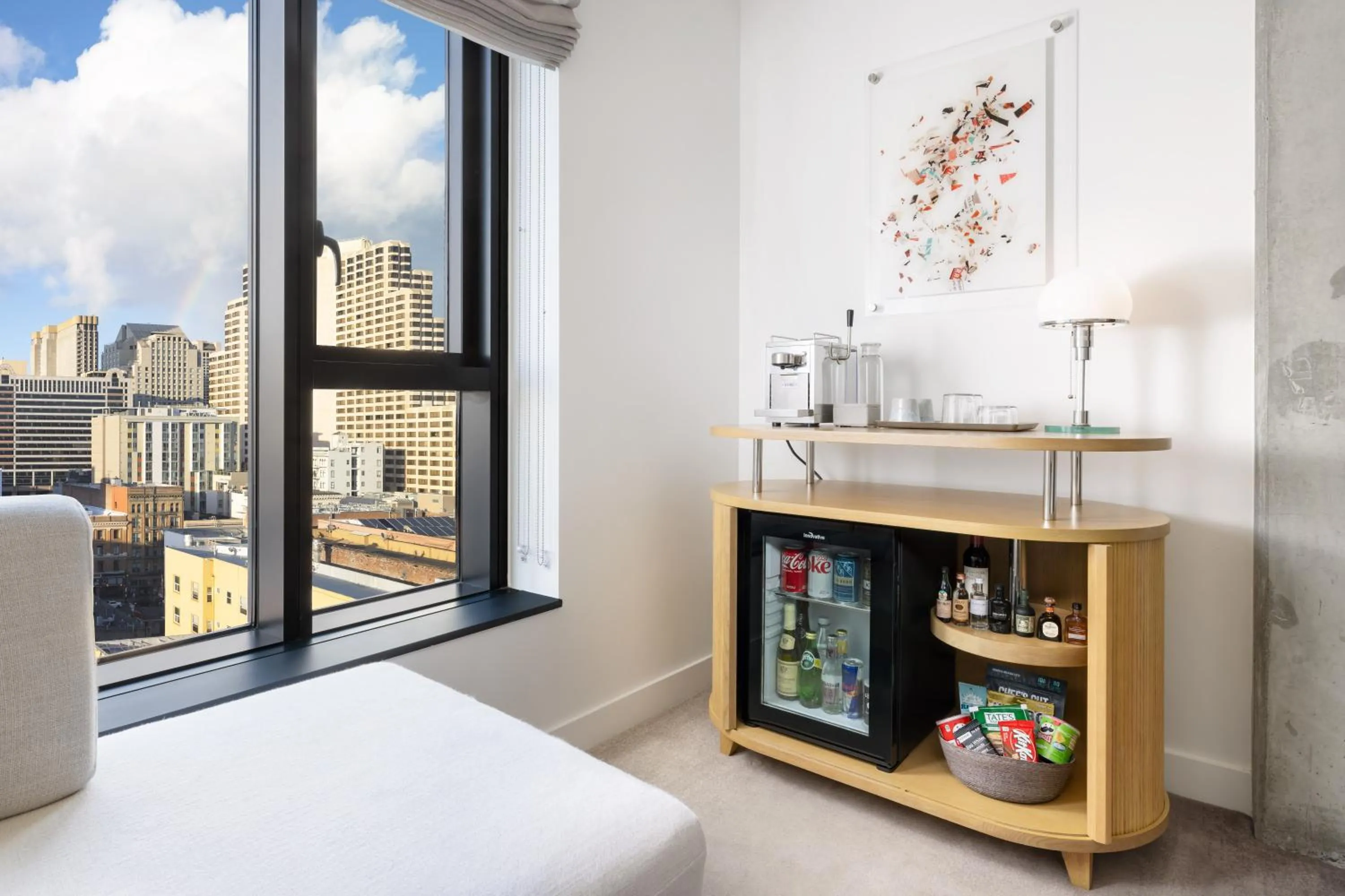 Bedroom, Bed in Timbri Hotel San Francisco, Curio Collection by Hilton