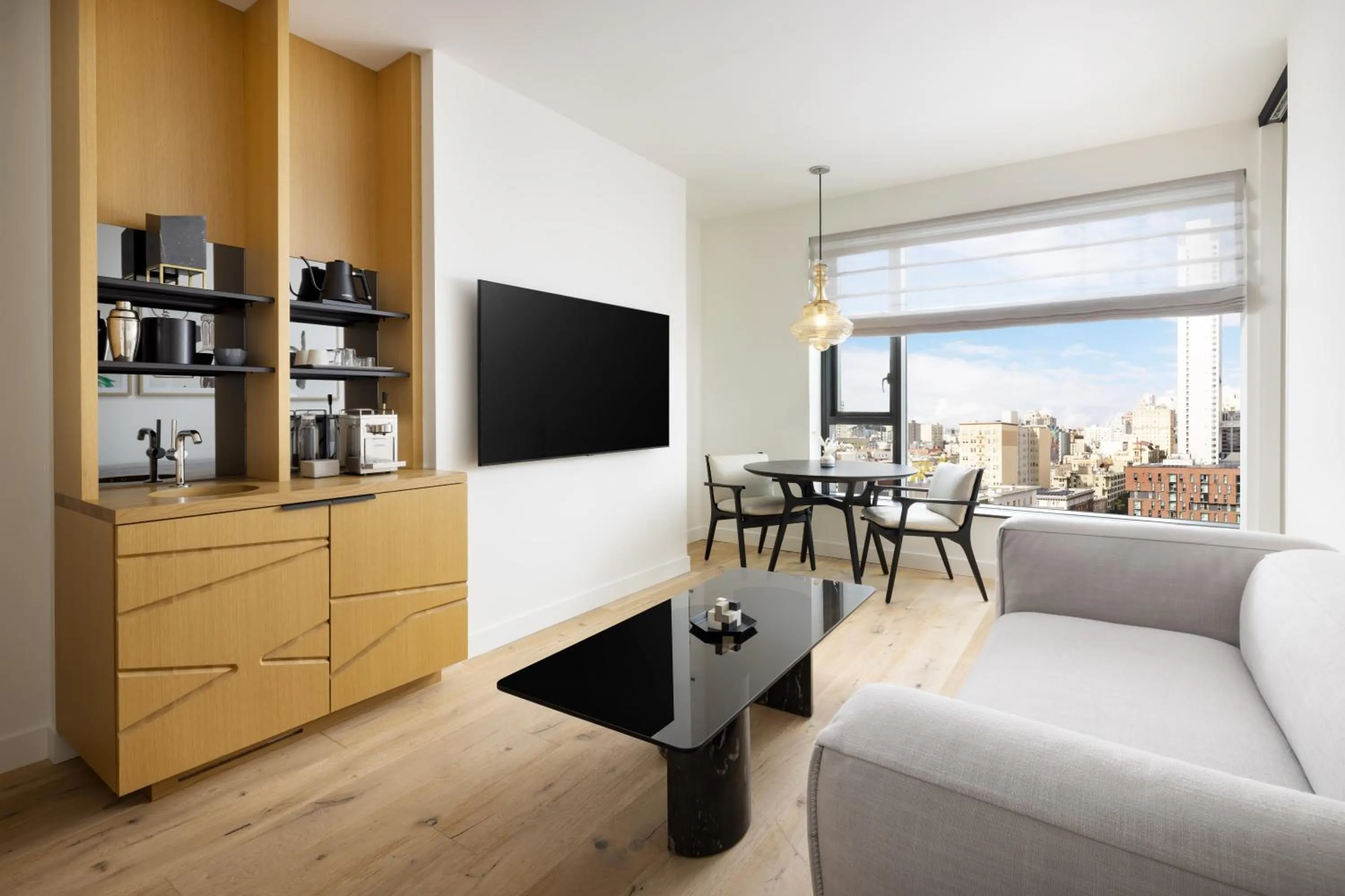 Seating area in Timbri Hotel San Francisco, Curio Collection by Hilton