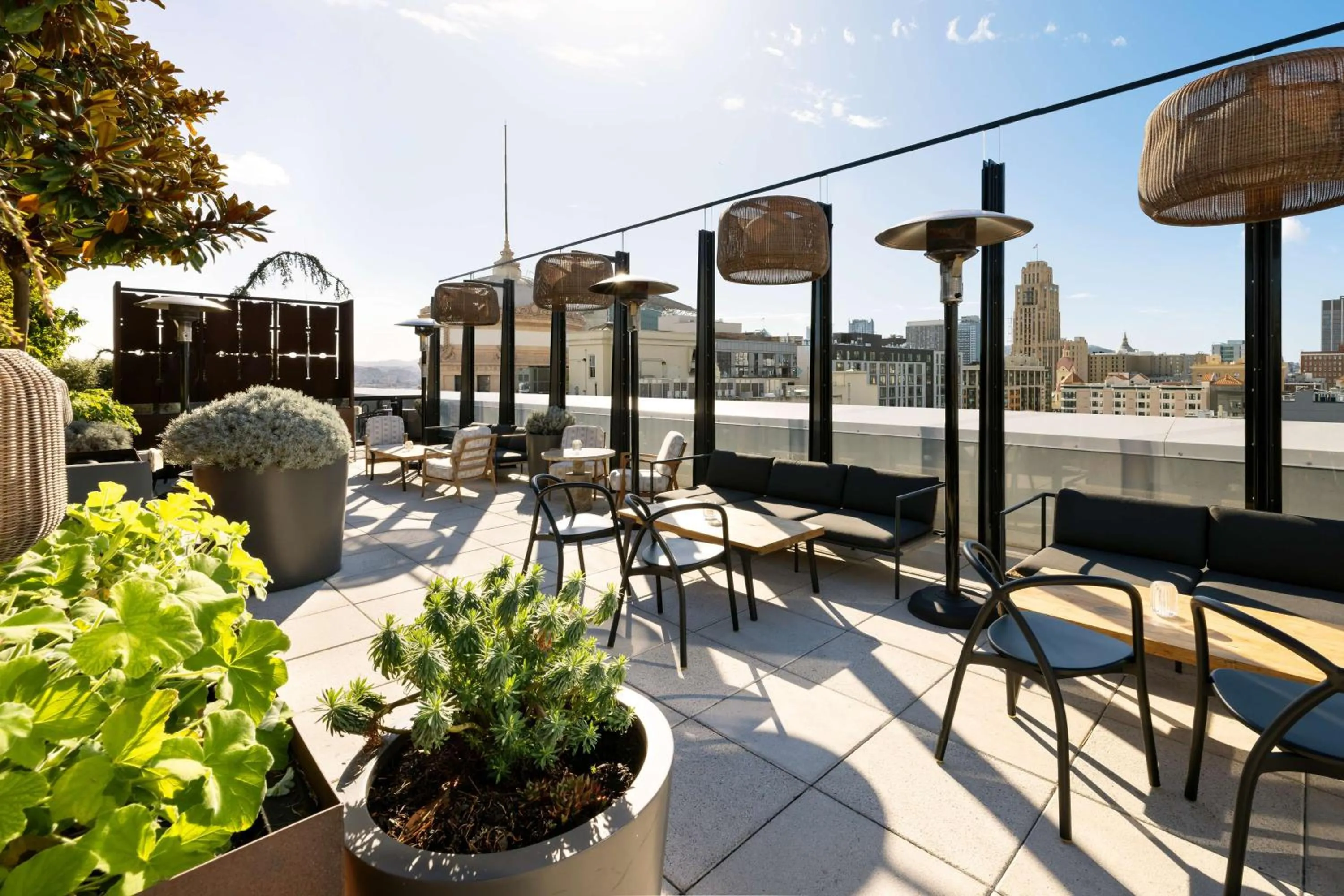 Balcony/Terrace in The LINE San Francisco