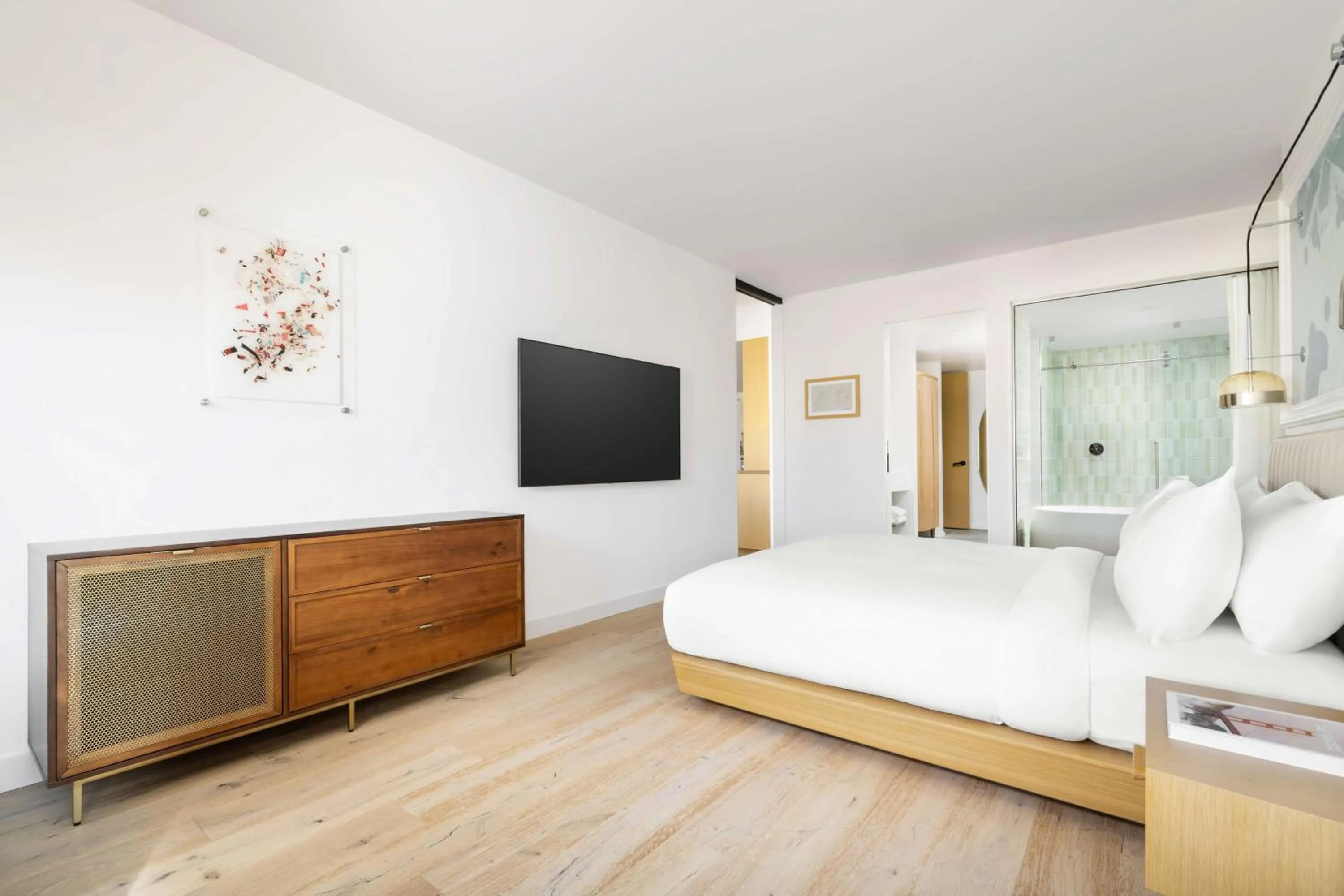 Bed in The LINE San Francisco