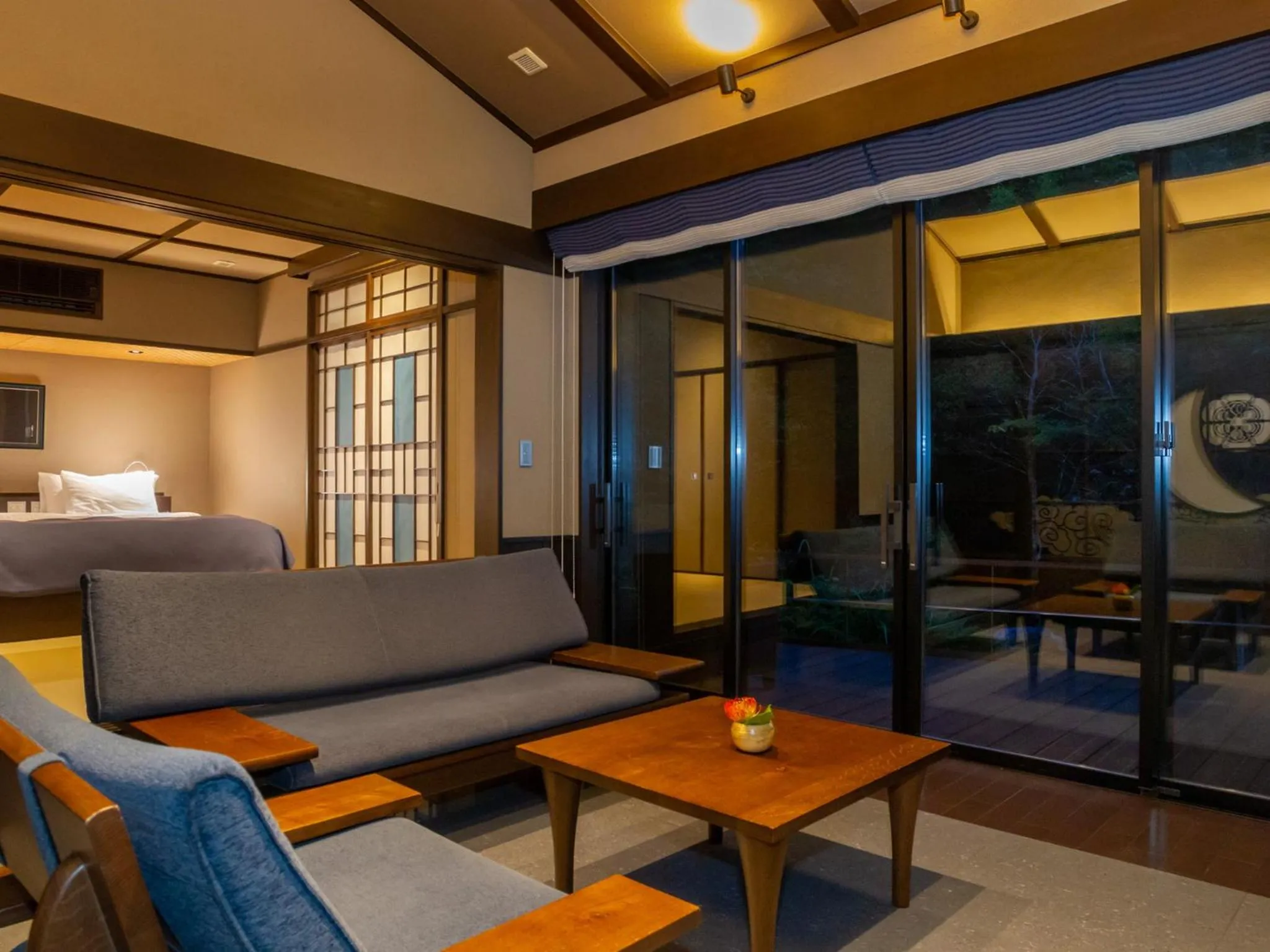 Photo of the whole room in Tsukiyominoza