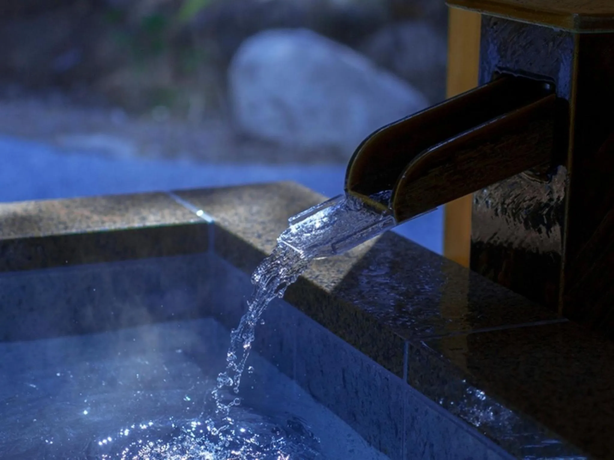 Hot Spring Bath in Tsukiyominoza