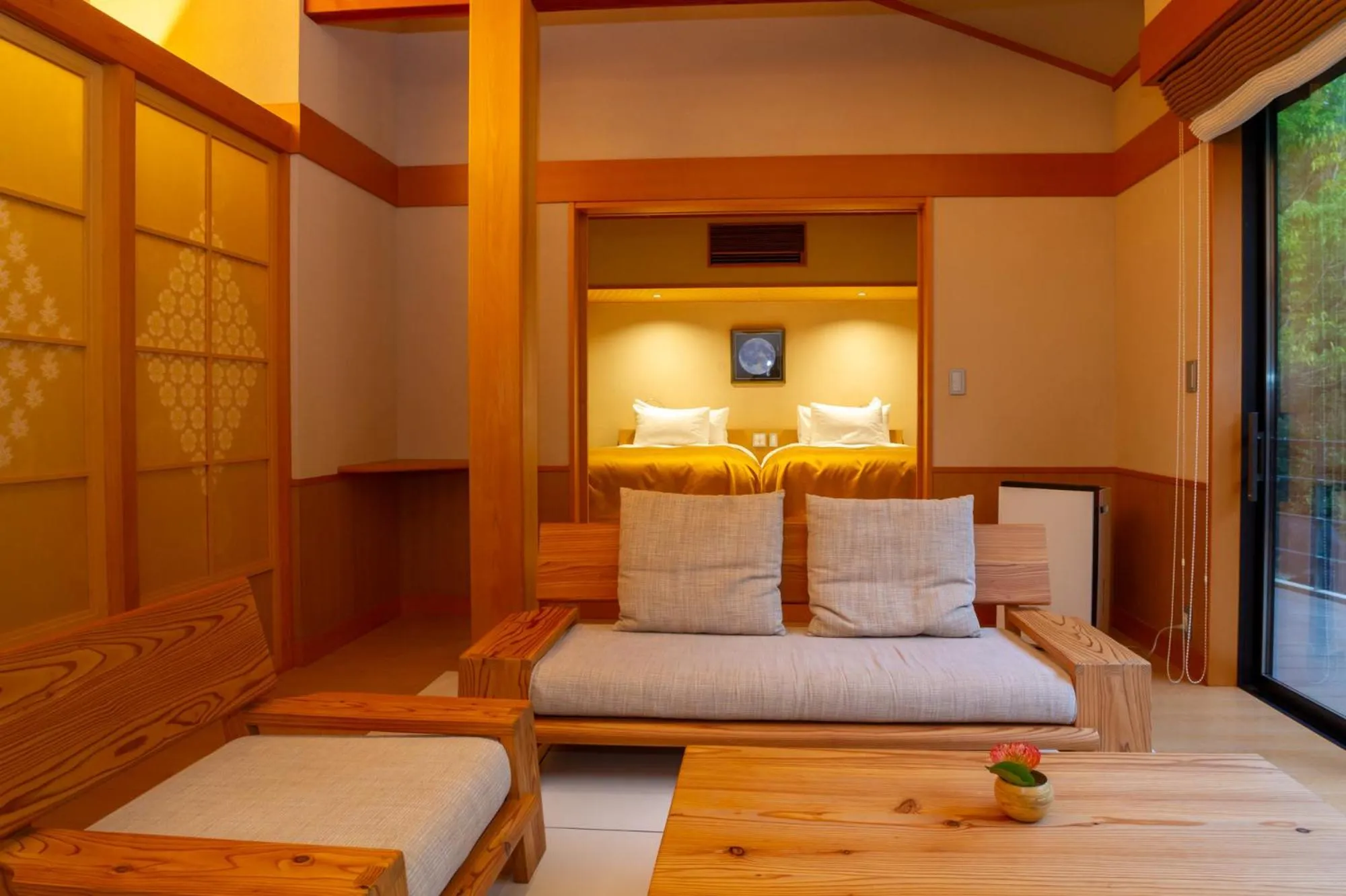 Photo of the whole room in Tsukiyominoza