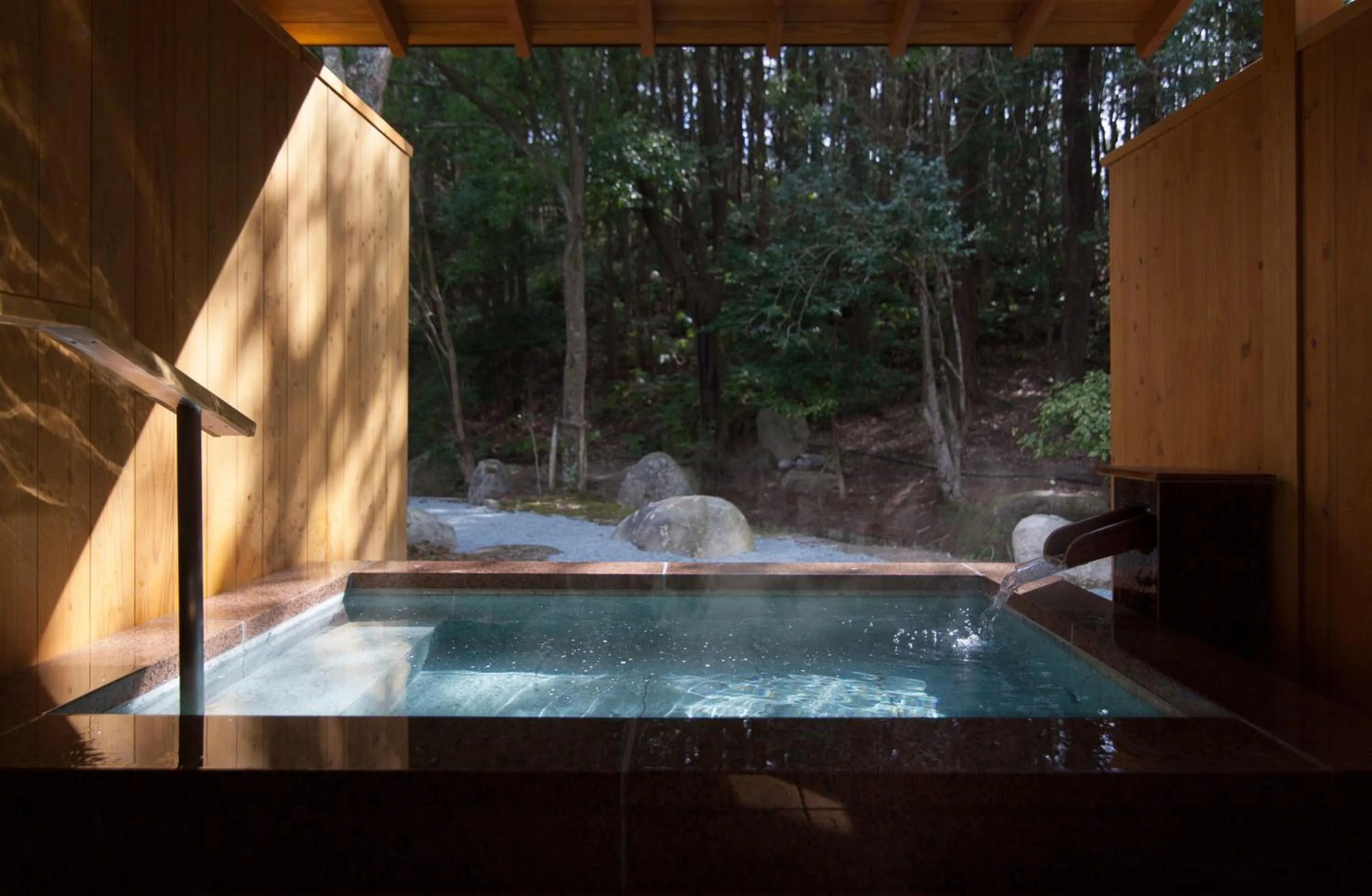 Hot Spring Bath in Tsukiyominoza