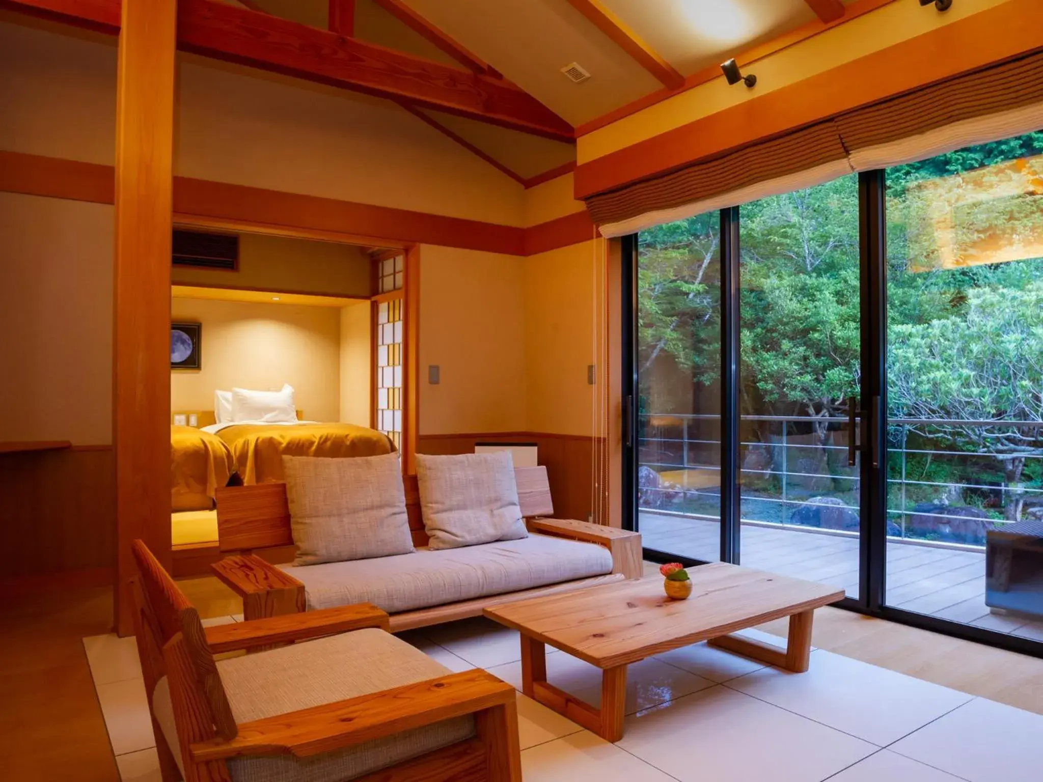 Superior Twin Room with Garden View in Tsukiyominoza Superior Twin Room with Garden View in Tsukiyominoza