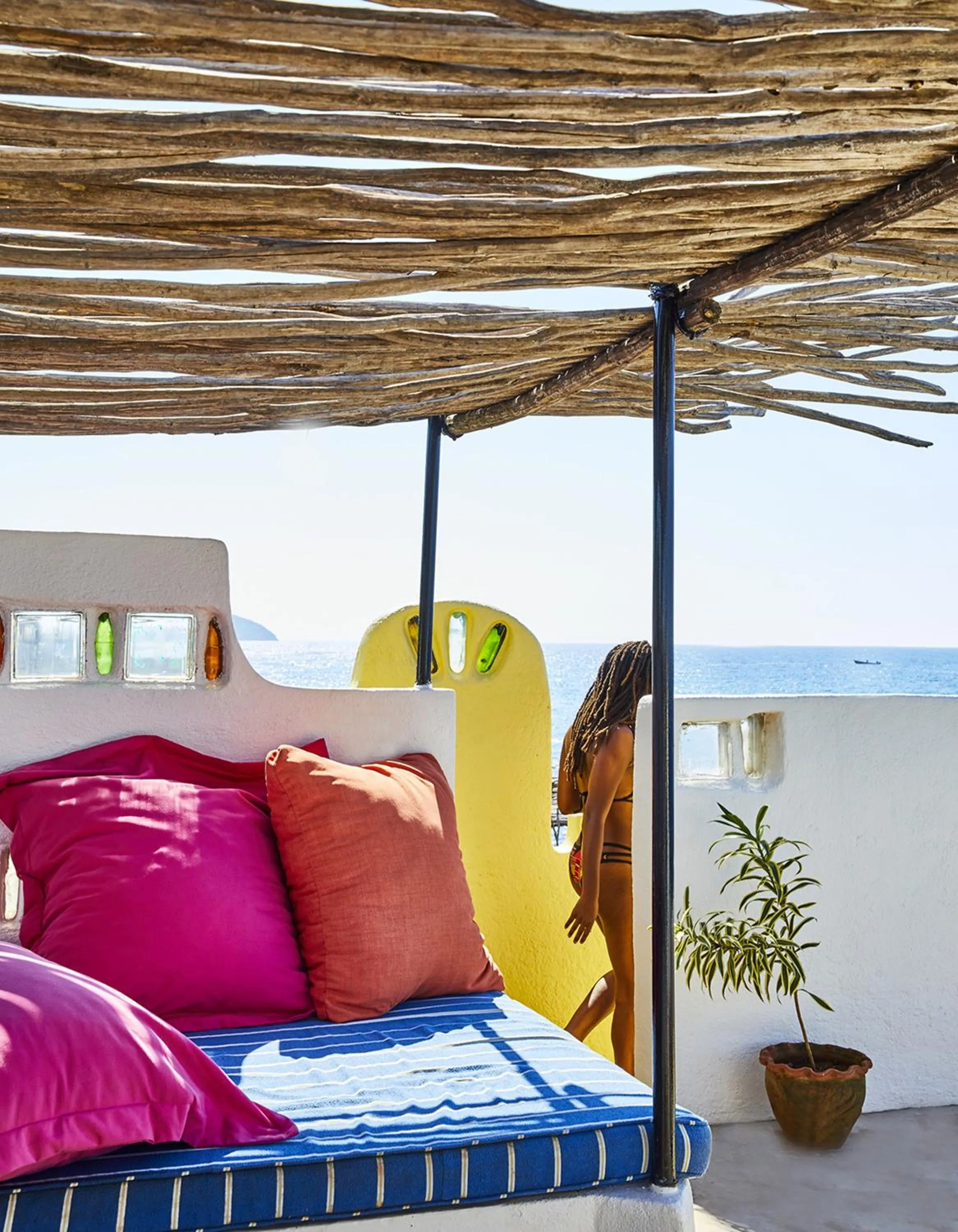 Balcony/Terrace in Jakes Hotel